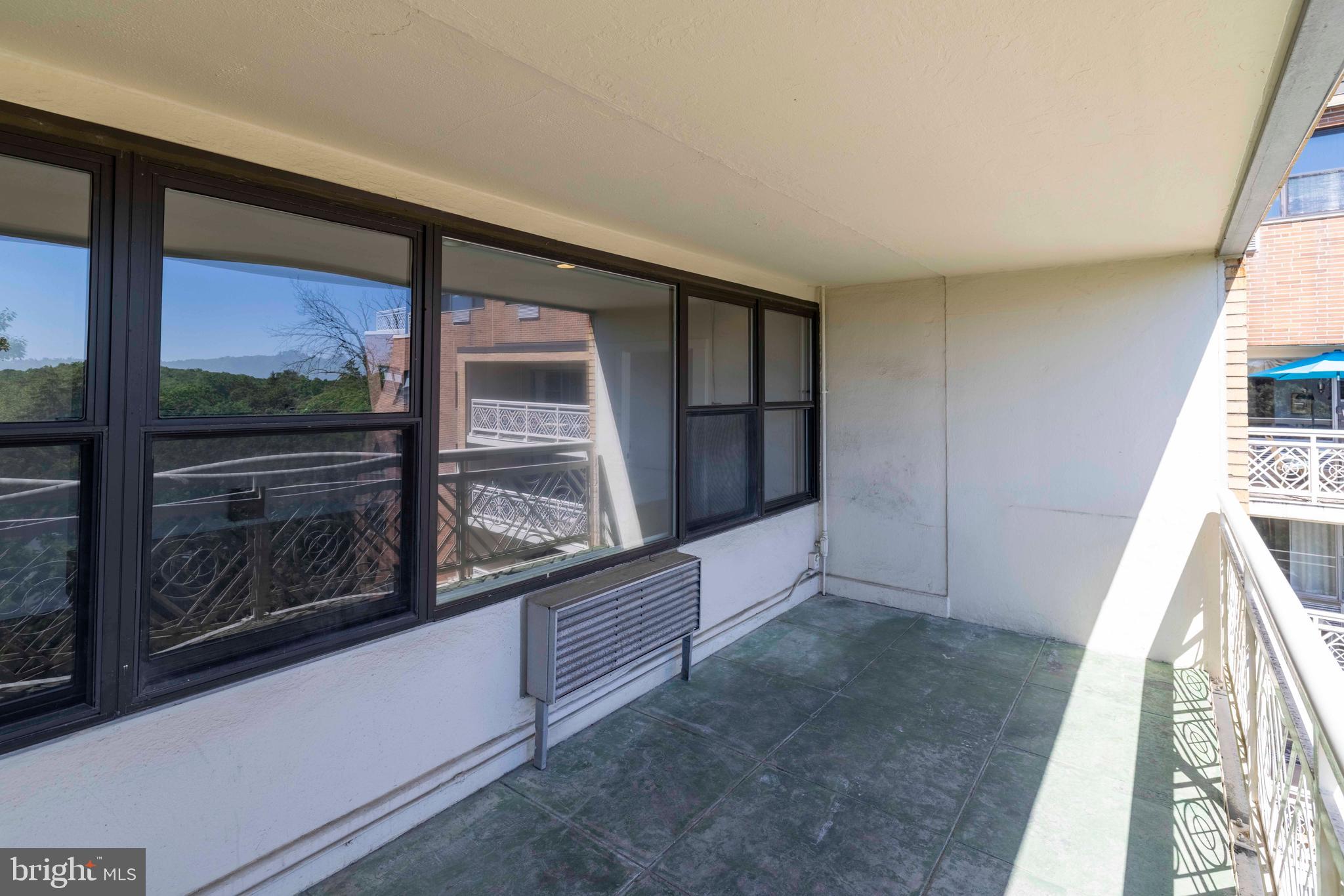 ELKINS PARK HOUSE - Residential
