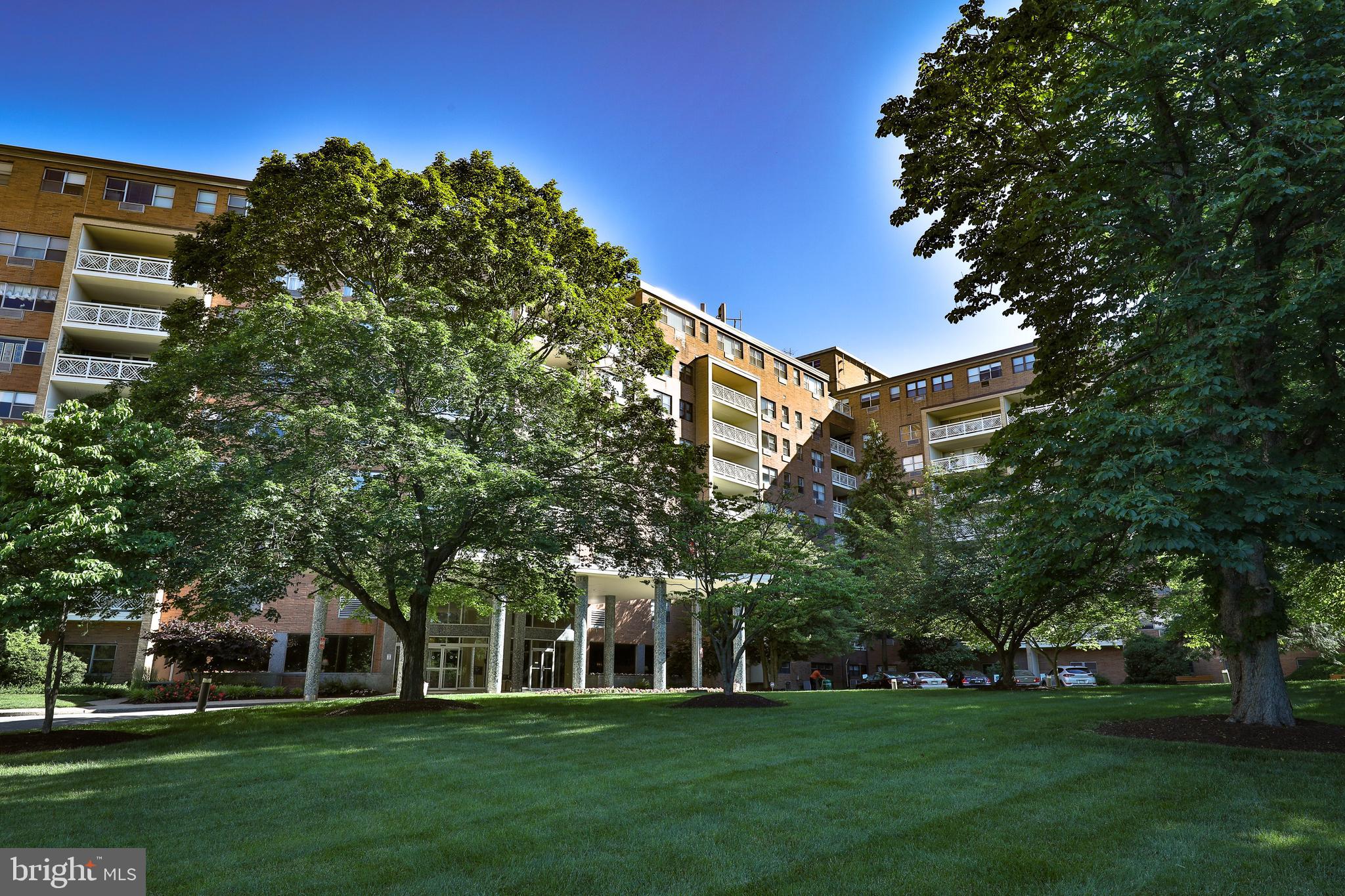 ELKINS PARK HOUSE - Residential