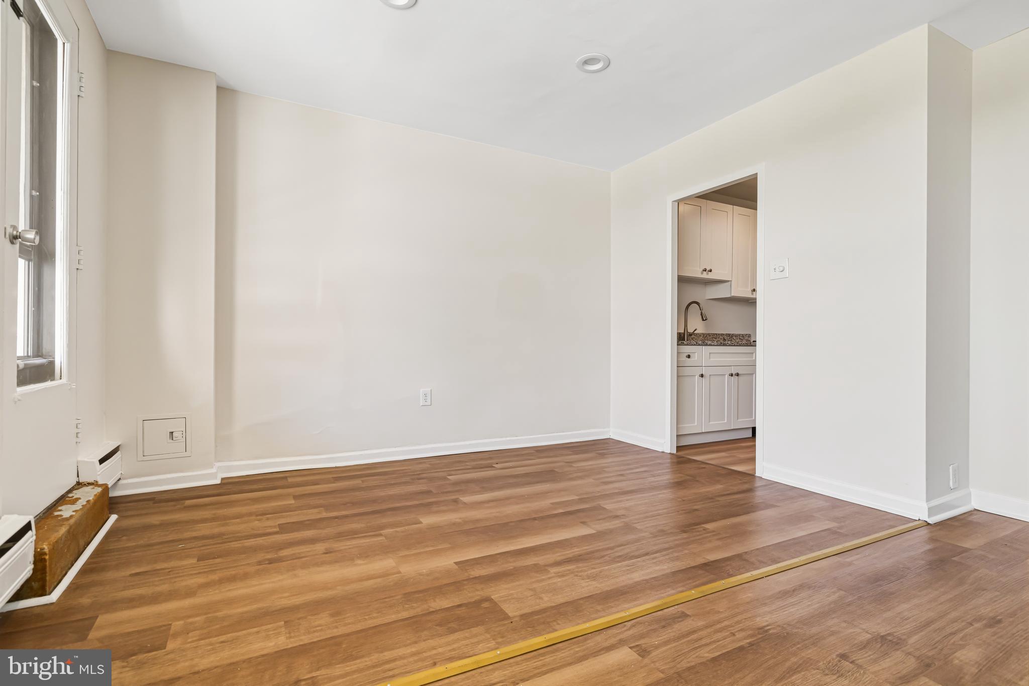 ELKINS PARK HOUSE - Residential