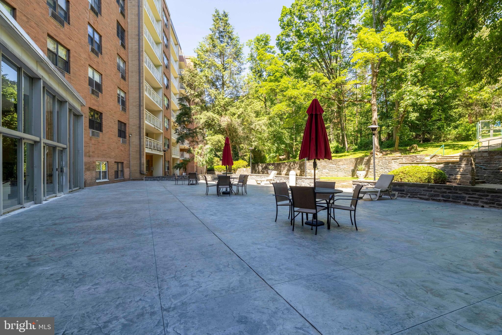 ELKINS PARK HOUSE - Residential