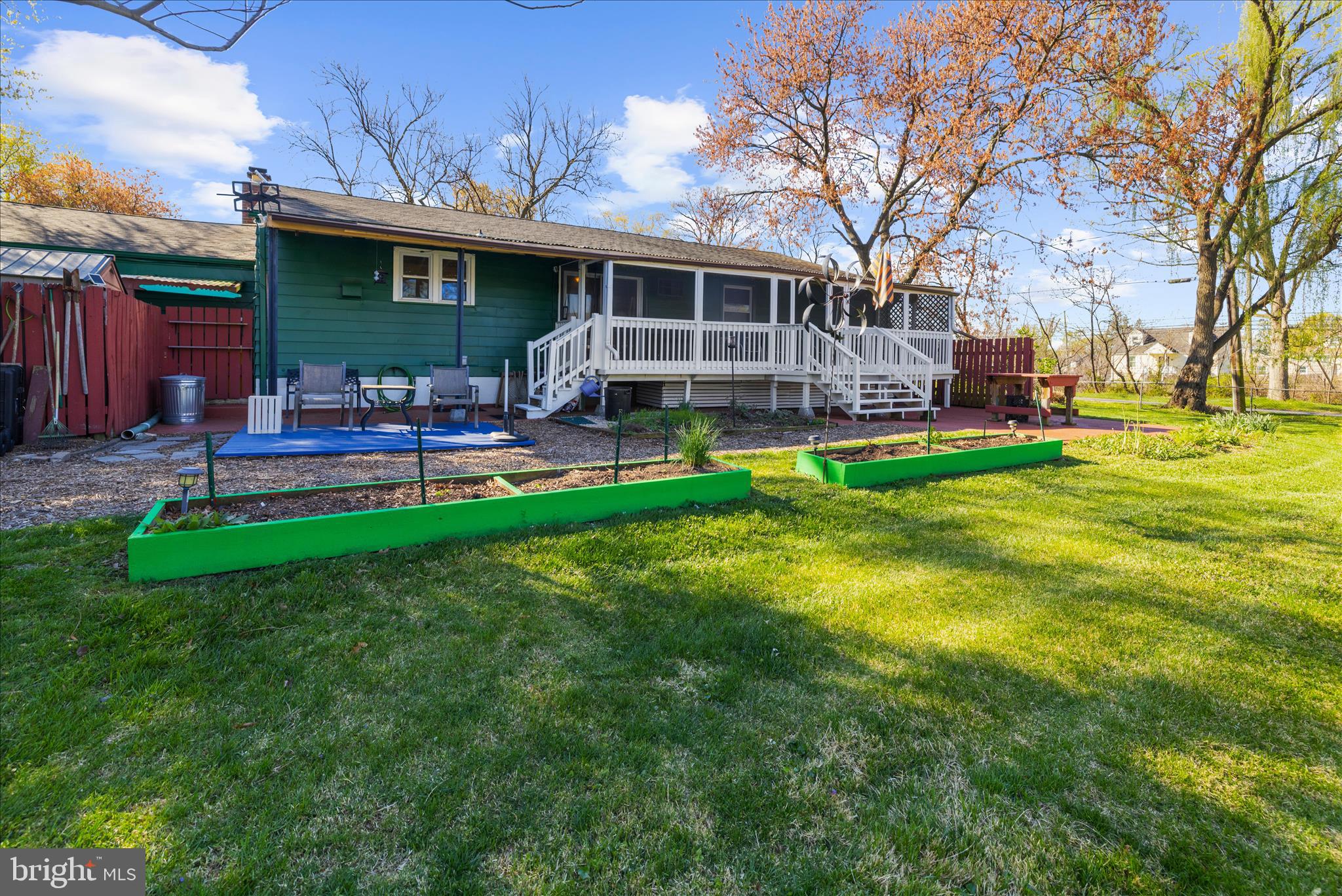 GARLAND - Residential
