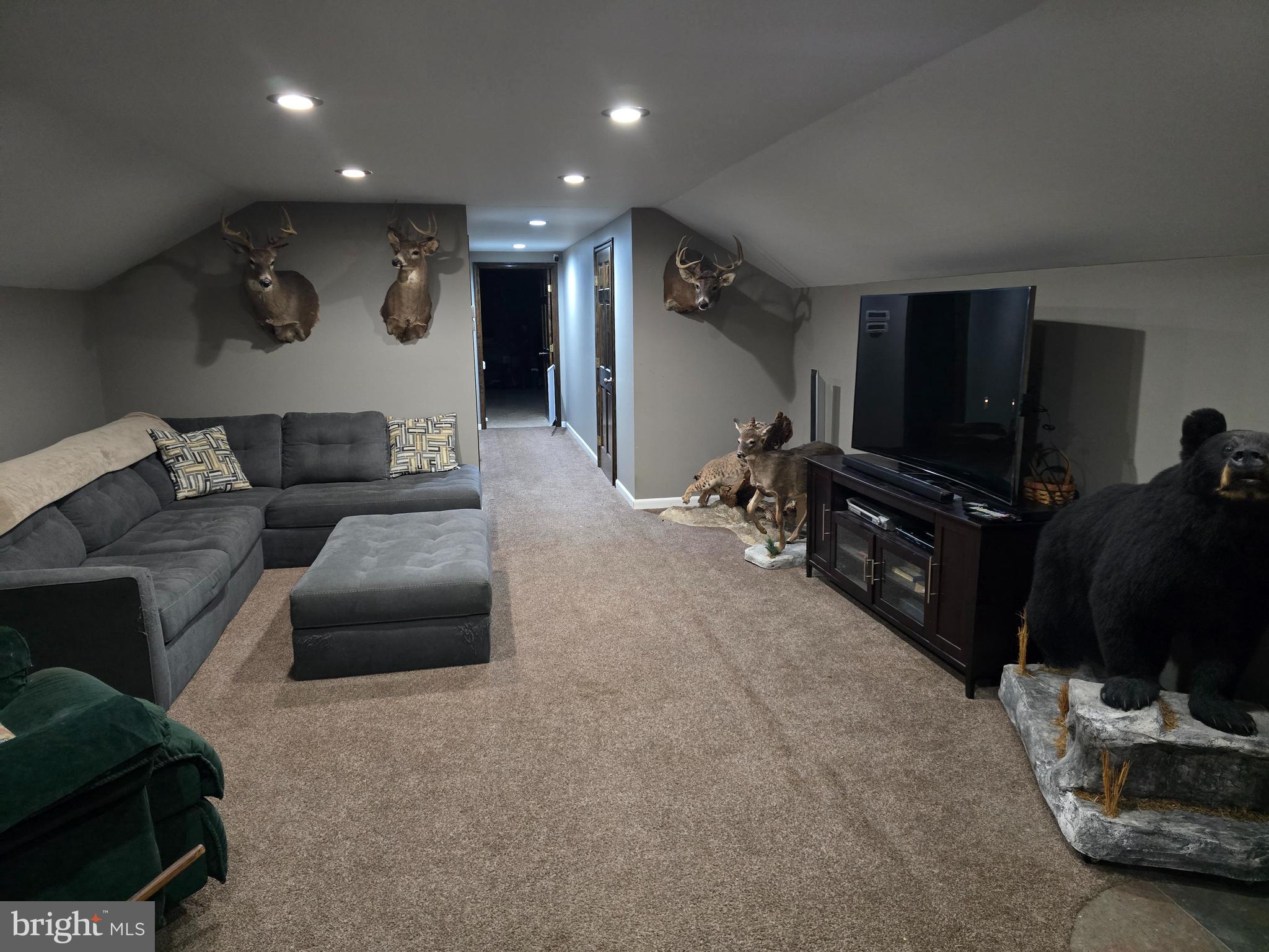 PIGEON HILLS - Residential