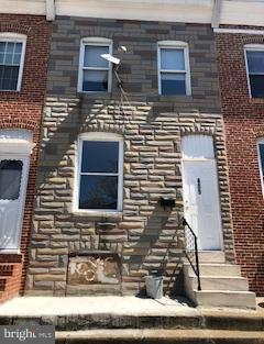 HOT Greektown property across the street from Samos Restaurant, renovate for rent and hold or sell for quick profit. Bring all offers.