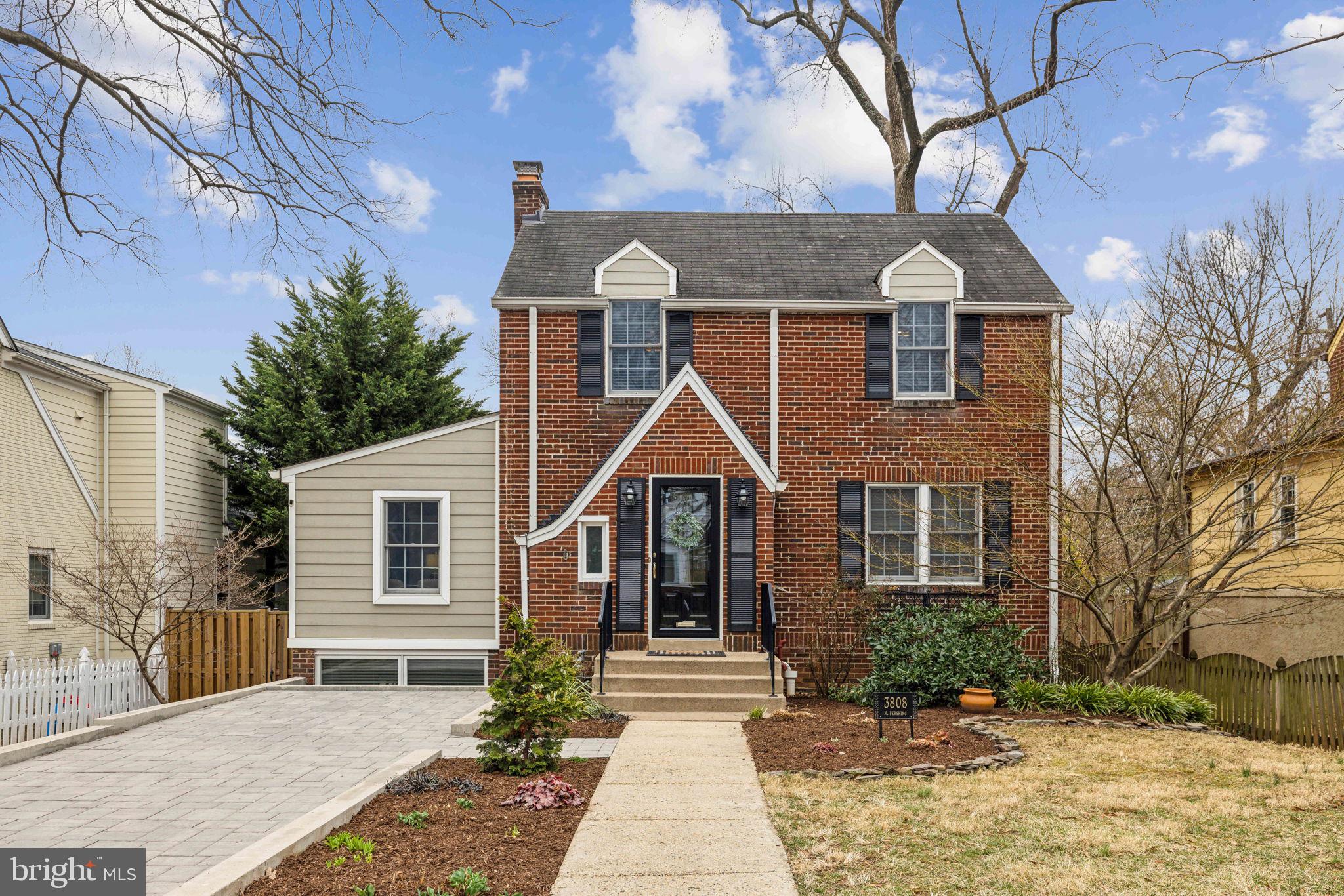 ASHTON HEIGHTS - Residential
