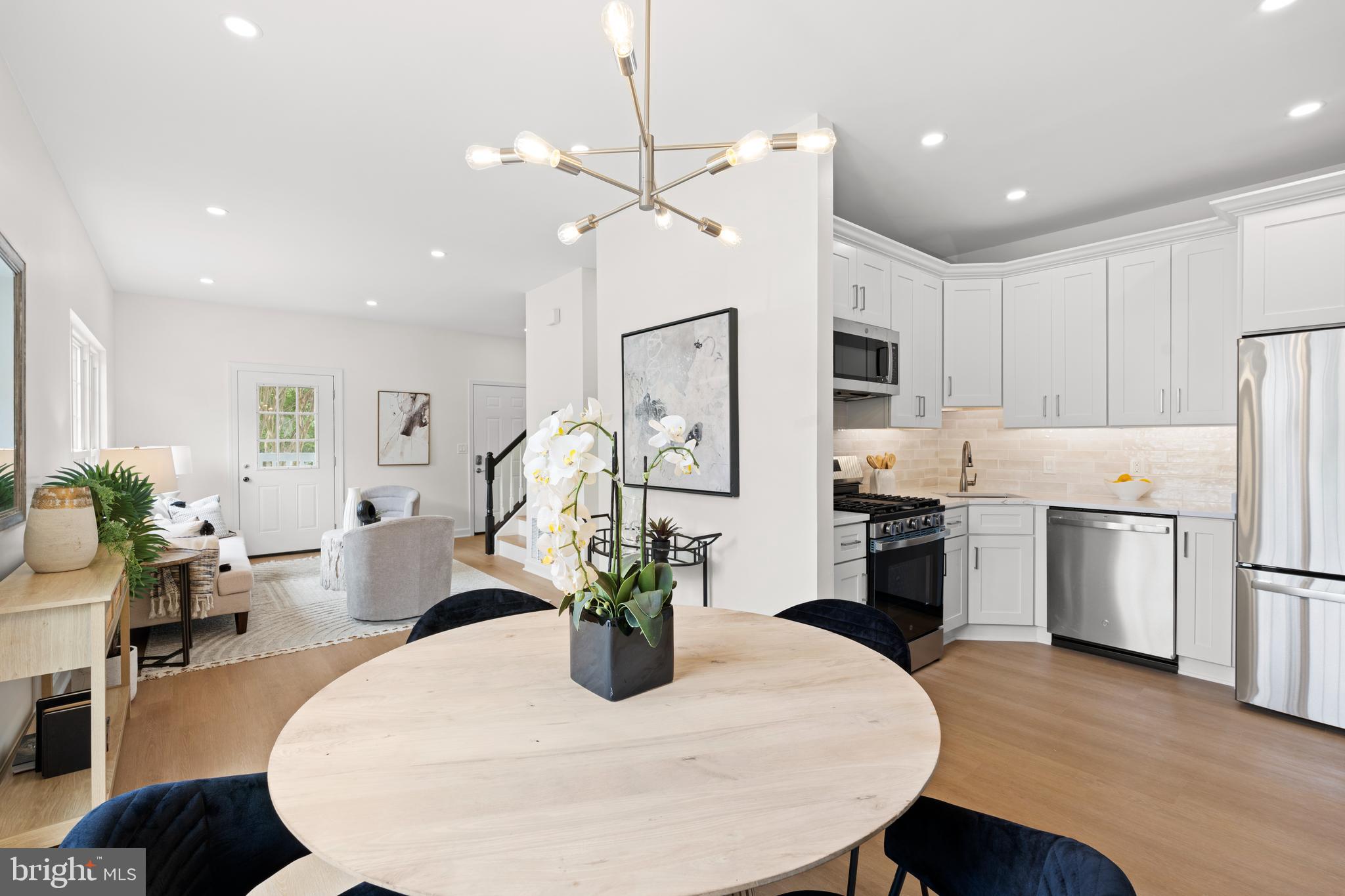 SOUTHLAKE AT MONTCLAIR - Residential