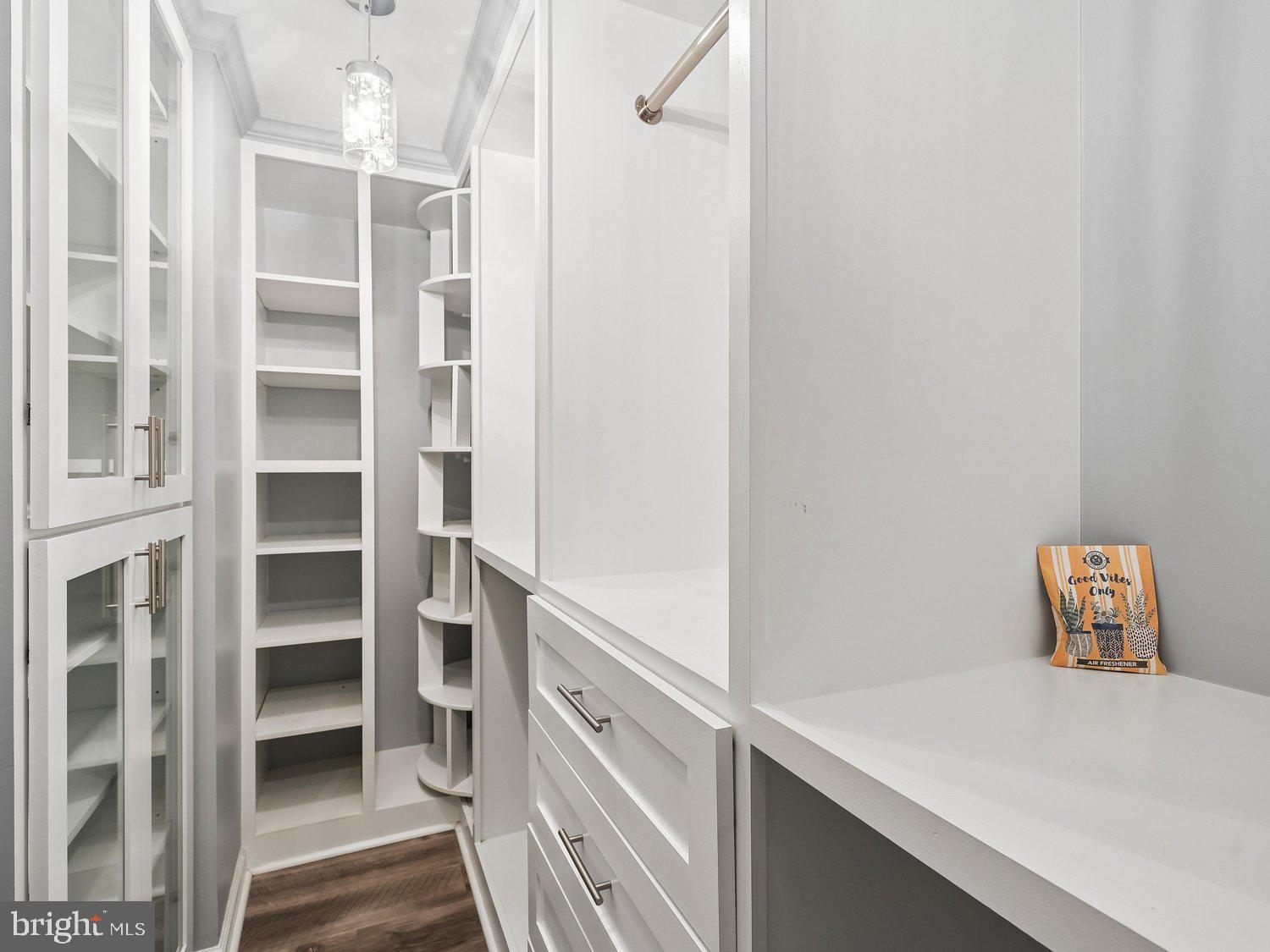 POTOMAC SHORES - Residential