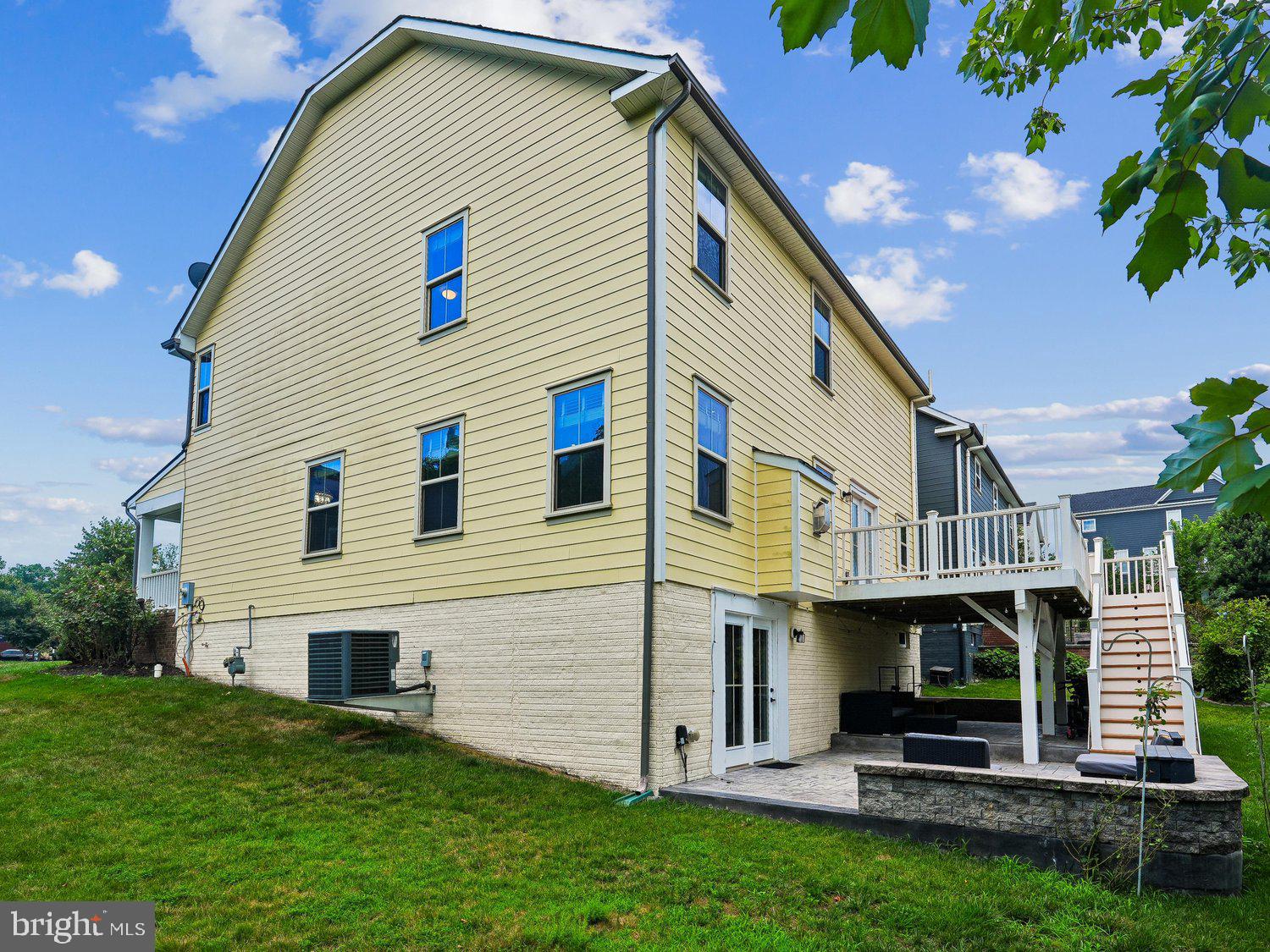 POTOMAC SHORES - Residential
