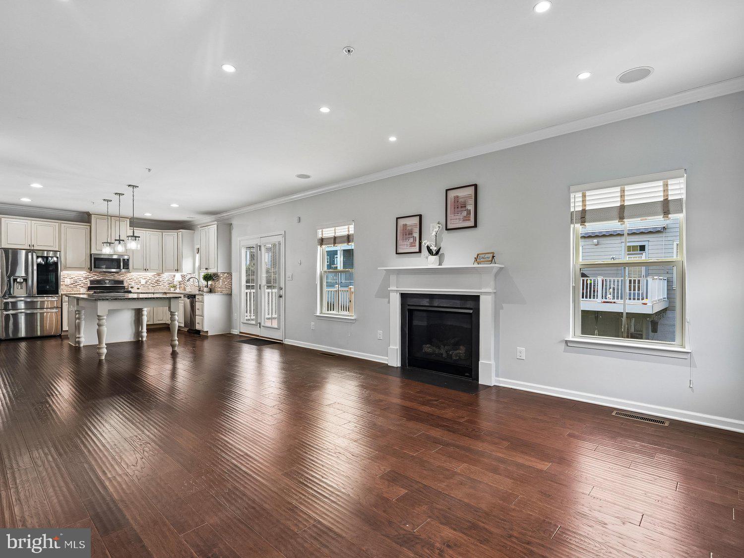 POTOMAC SHORES - Residential