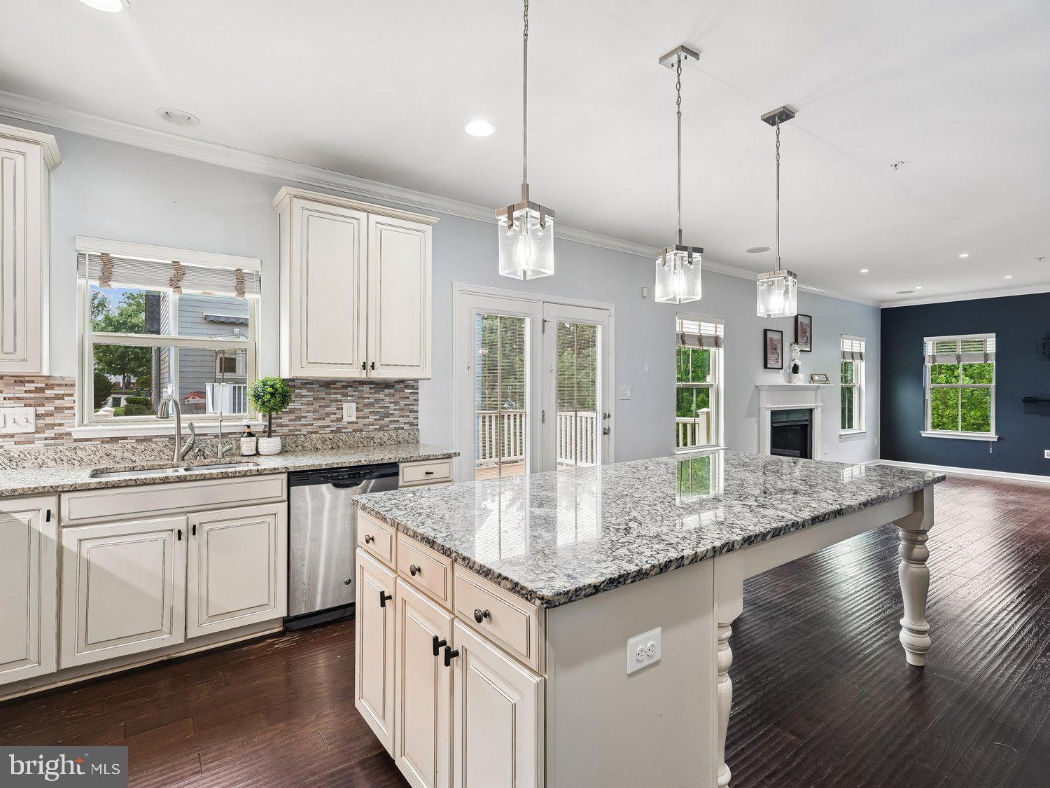 POTOMAC SHORES - Residential