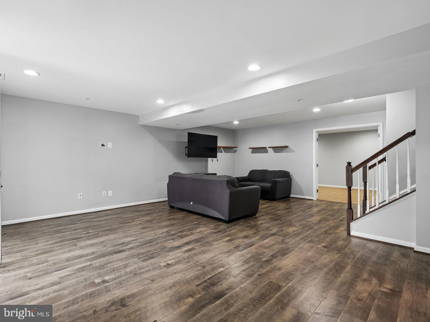 POTOMAC SHORES - Residential