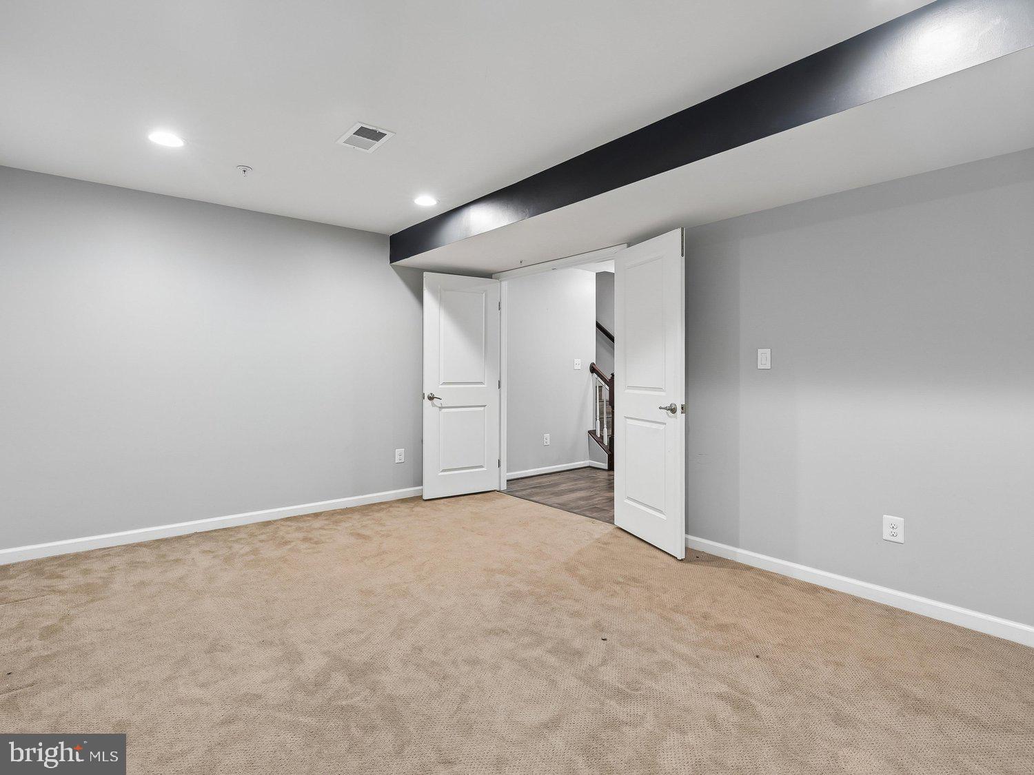 POTOMAC SHORES - Residential