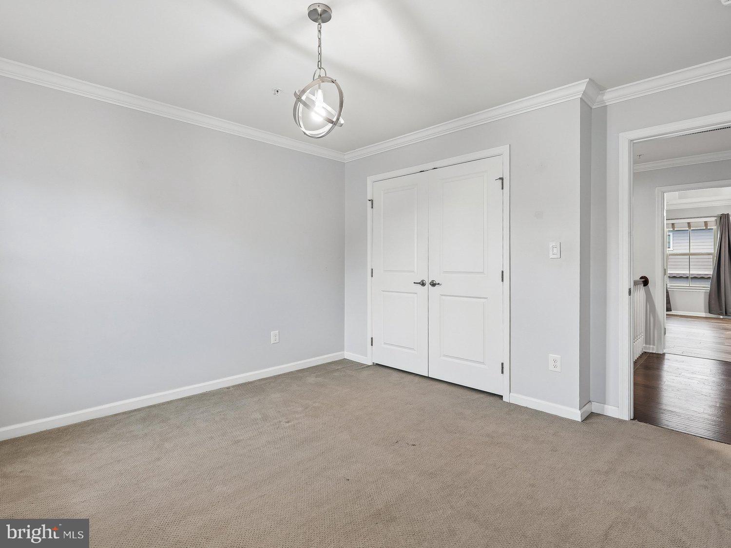 POTOMAC SHORES - Residential