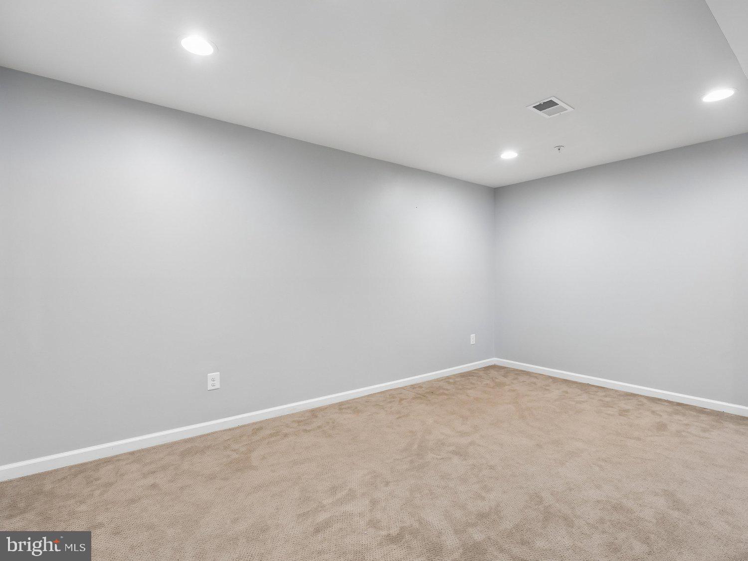 POTOMAC SHORES - Residential