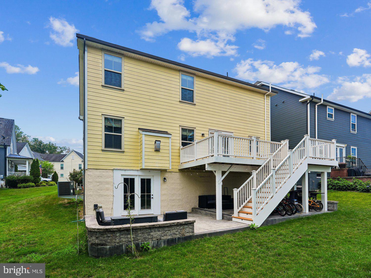POTOMAC SHORES - Residential