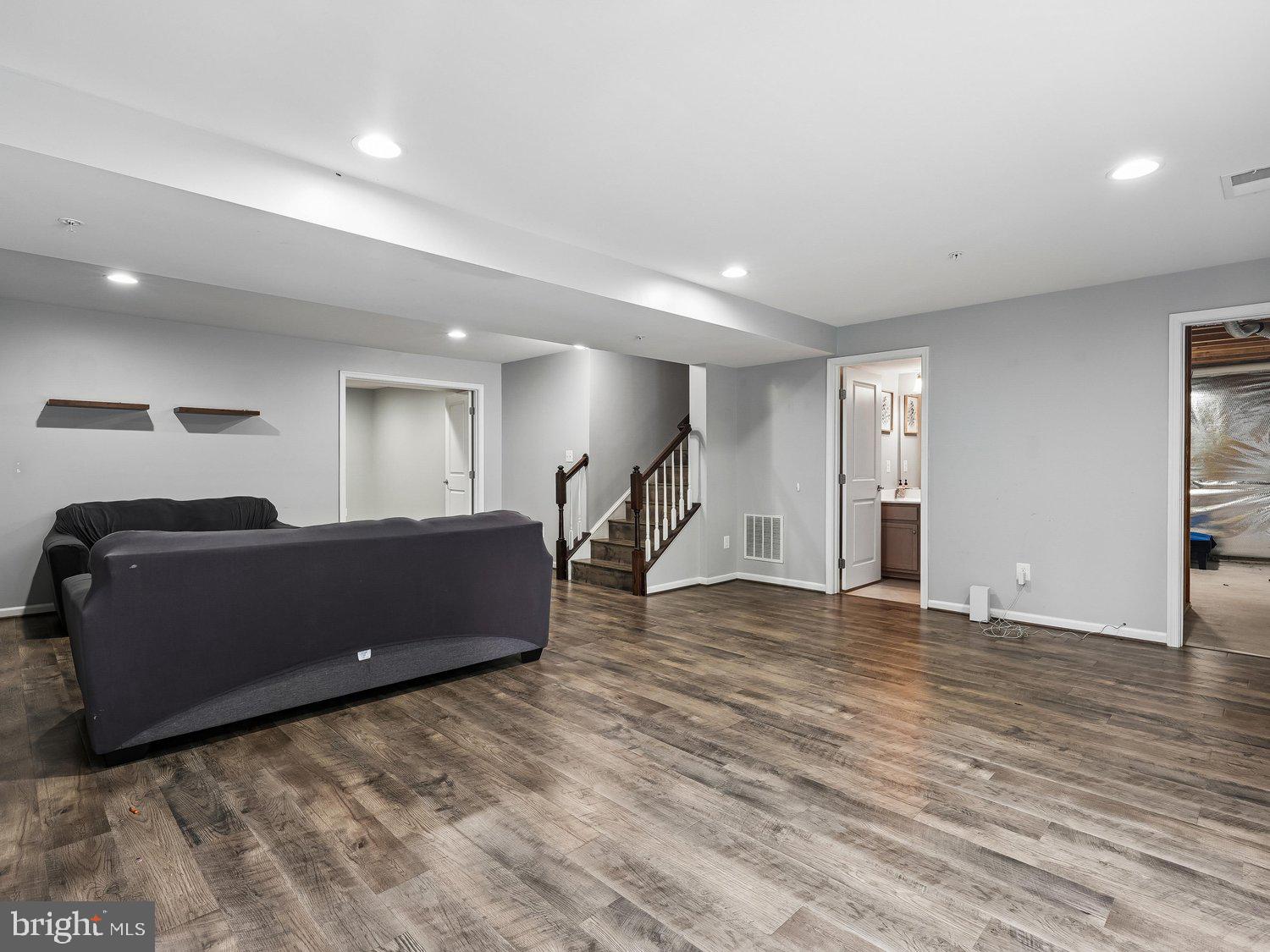 POTOMAC SHORES - Residential