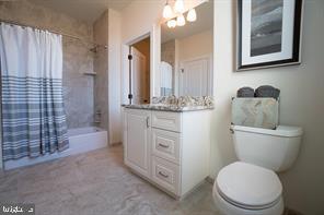 ESTATES AT STONECLIFF - Residential