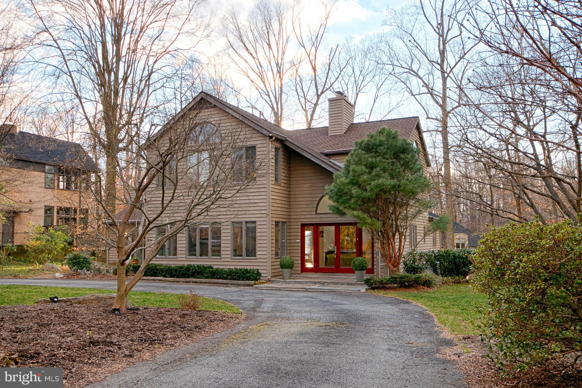 BRADLEY HILLS GROVE - Residential