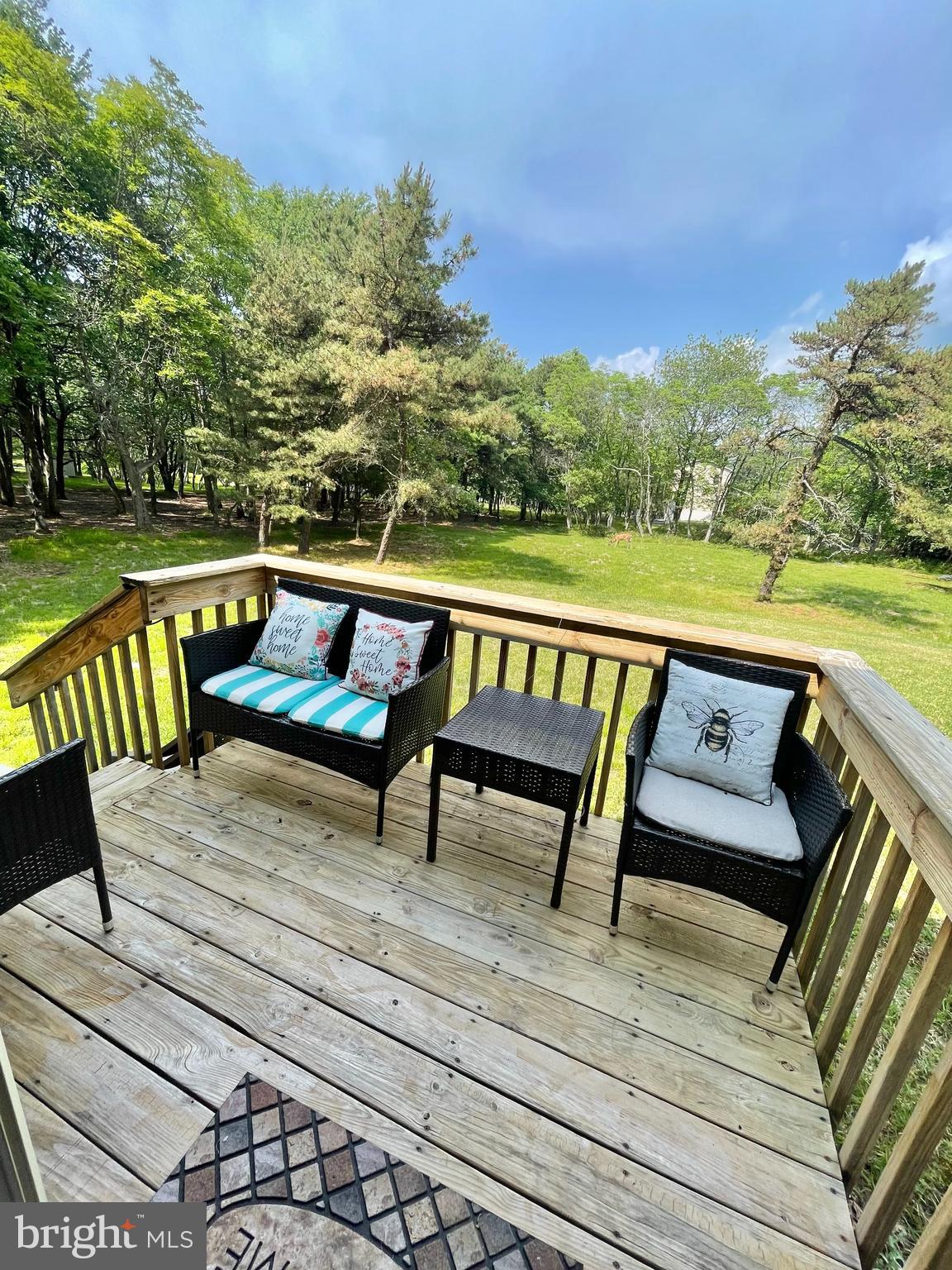 TOWAMENSING TRAILS - Residential