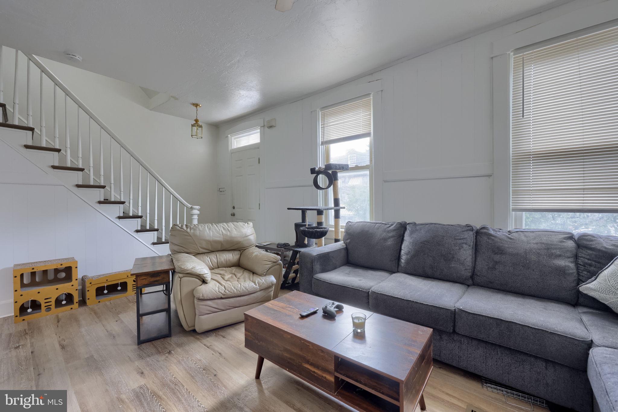 7TH WARD - Residential