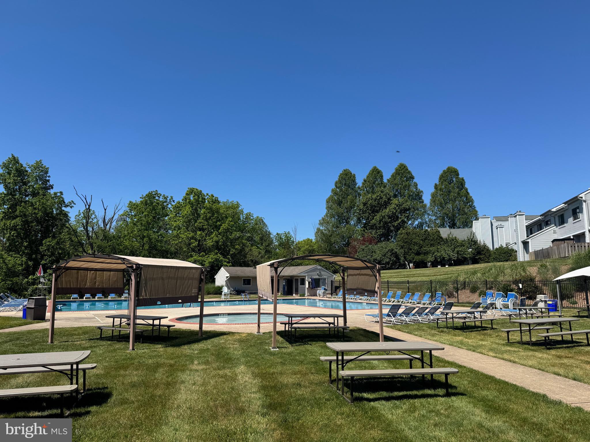 TOWAMENCIN CONDOS - Residential