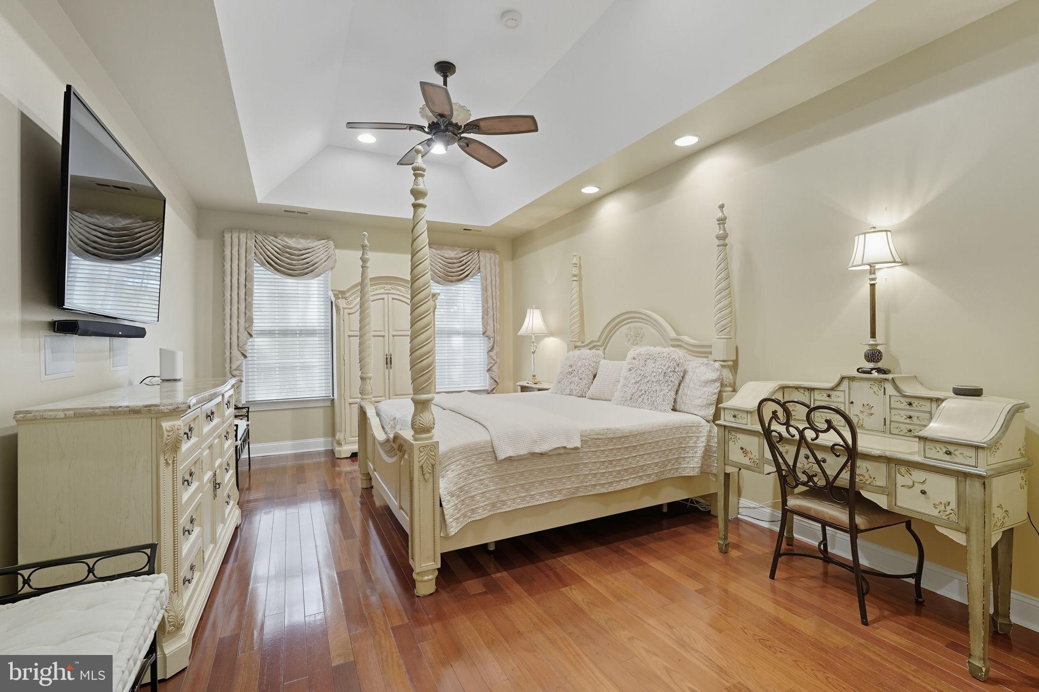 DELANCEY COURT - Residential
