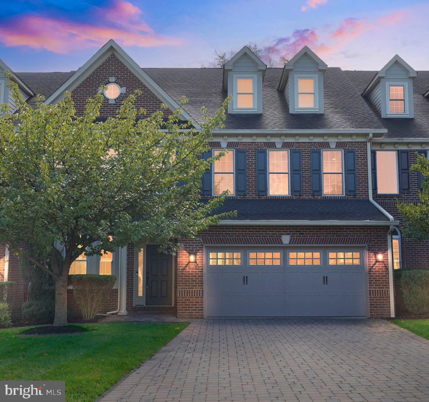 DELANCEY COURT - Residential