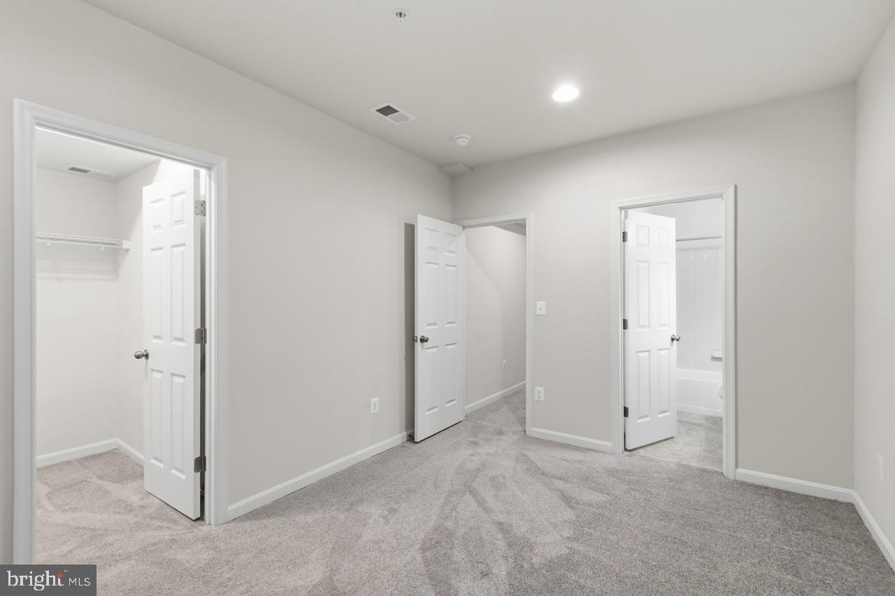MANNING OVERLOOK - Residential