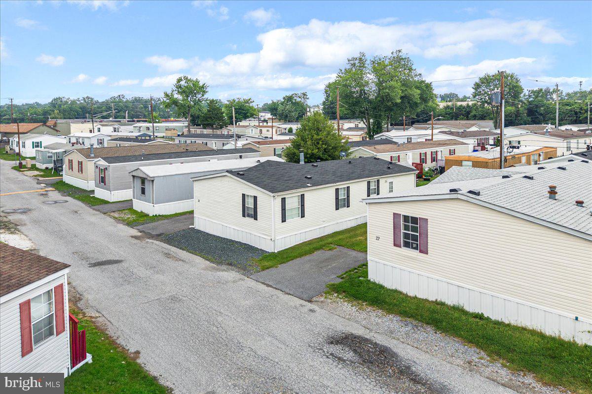MIDWAY MOBILE VILLAGE - Residential