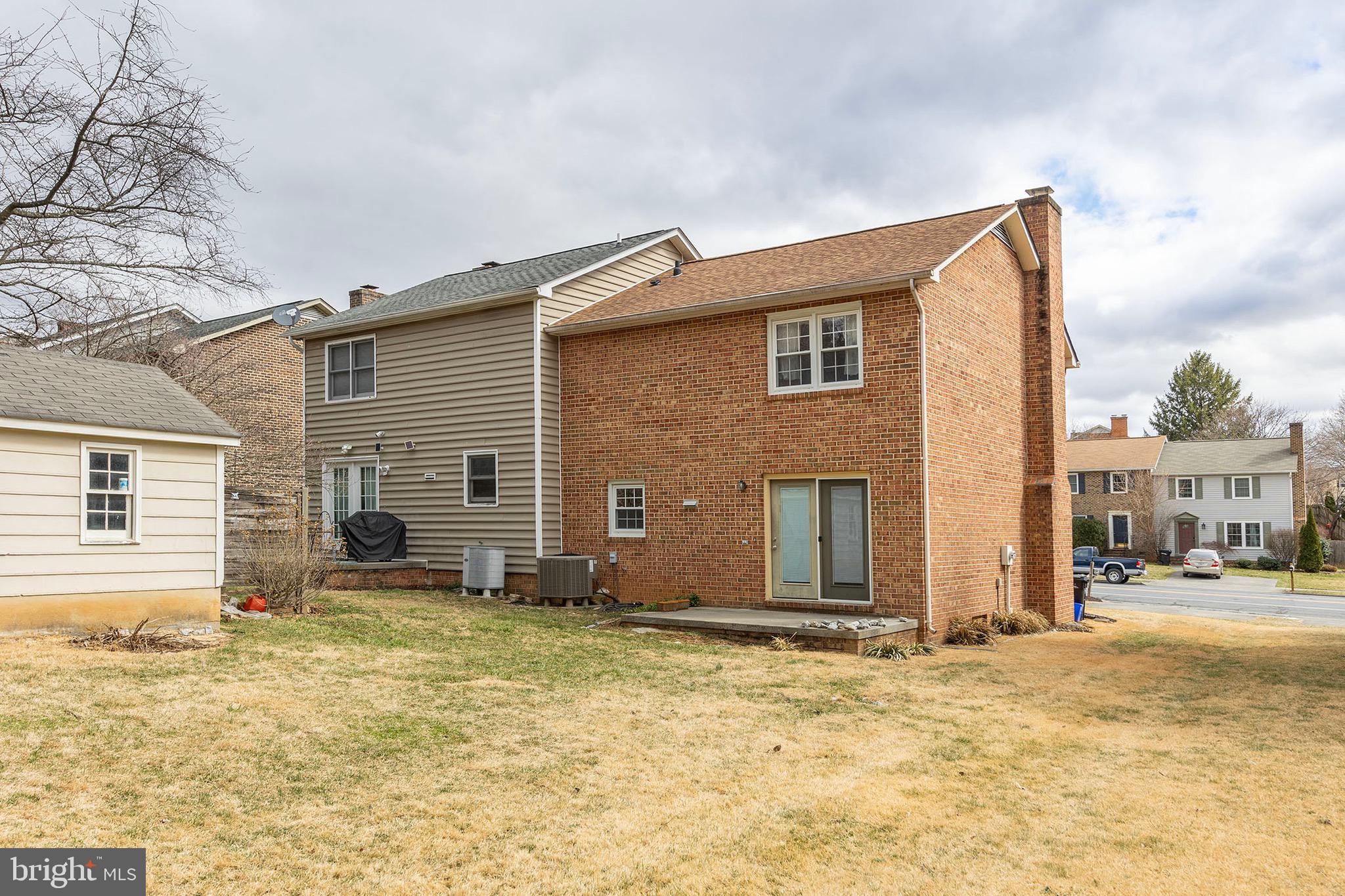 ORCHARD HILL - Residential