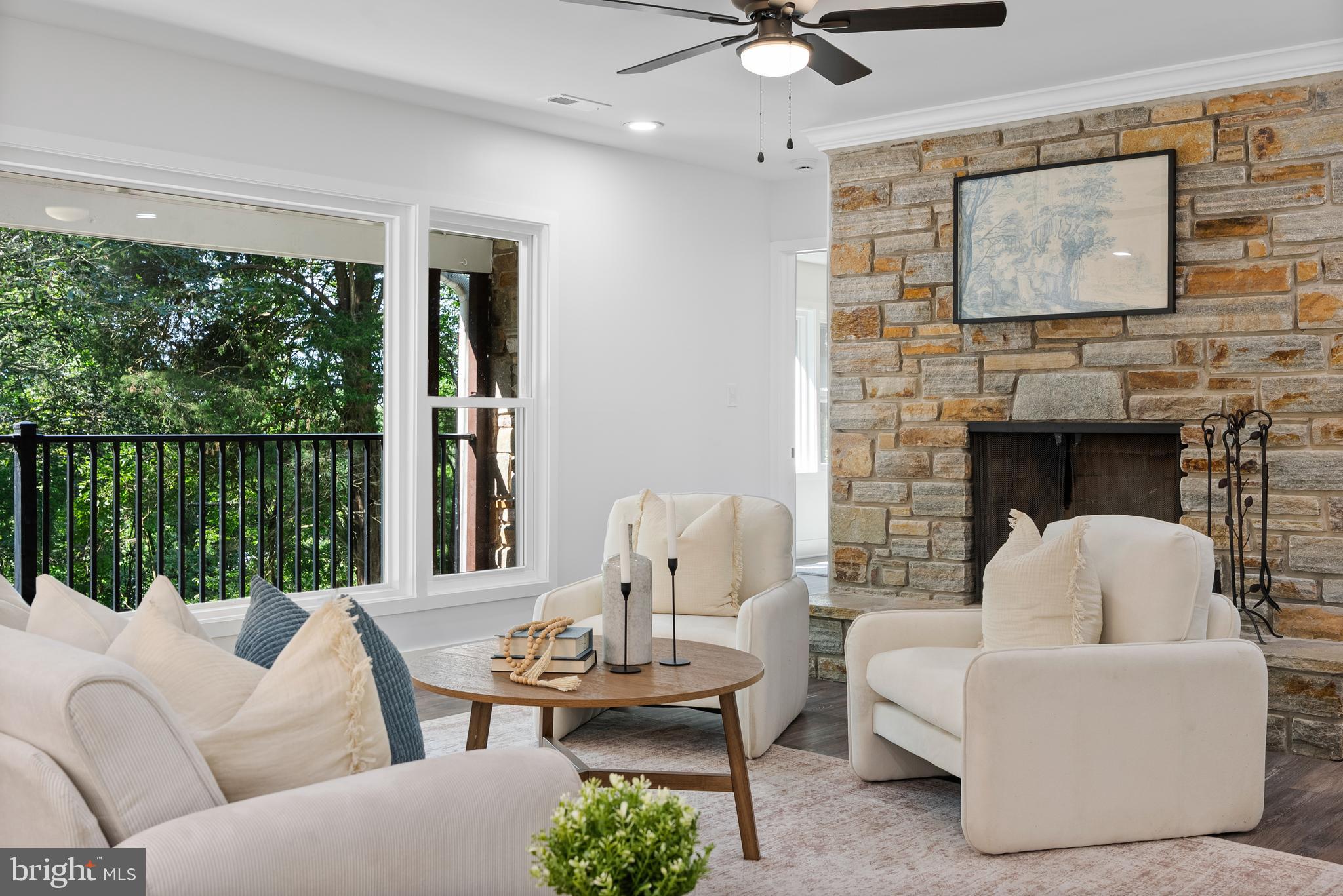 CAMBRIA - Residential