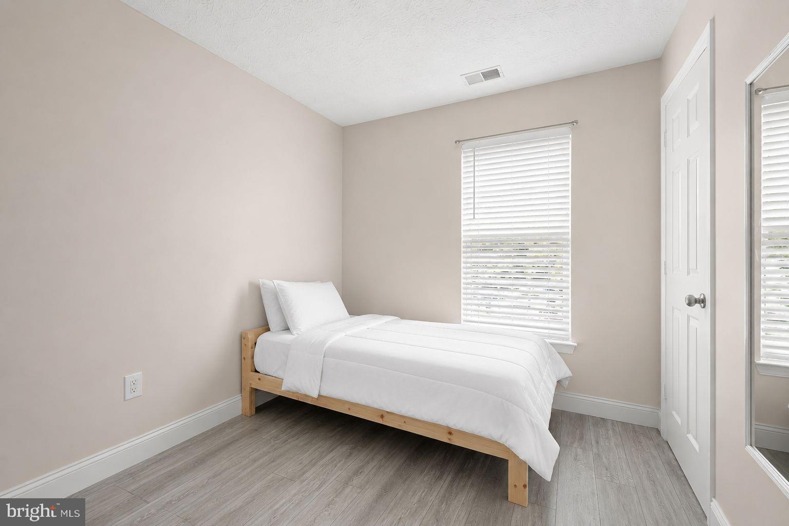 OWINGS MILLS - Residential