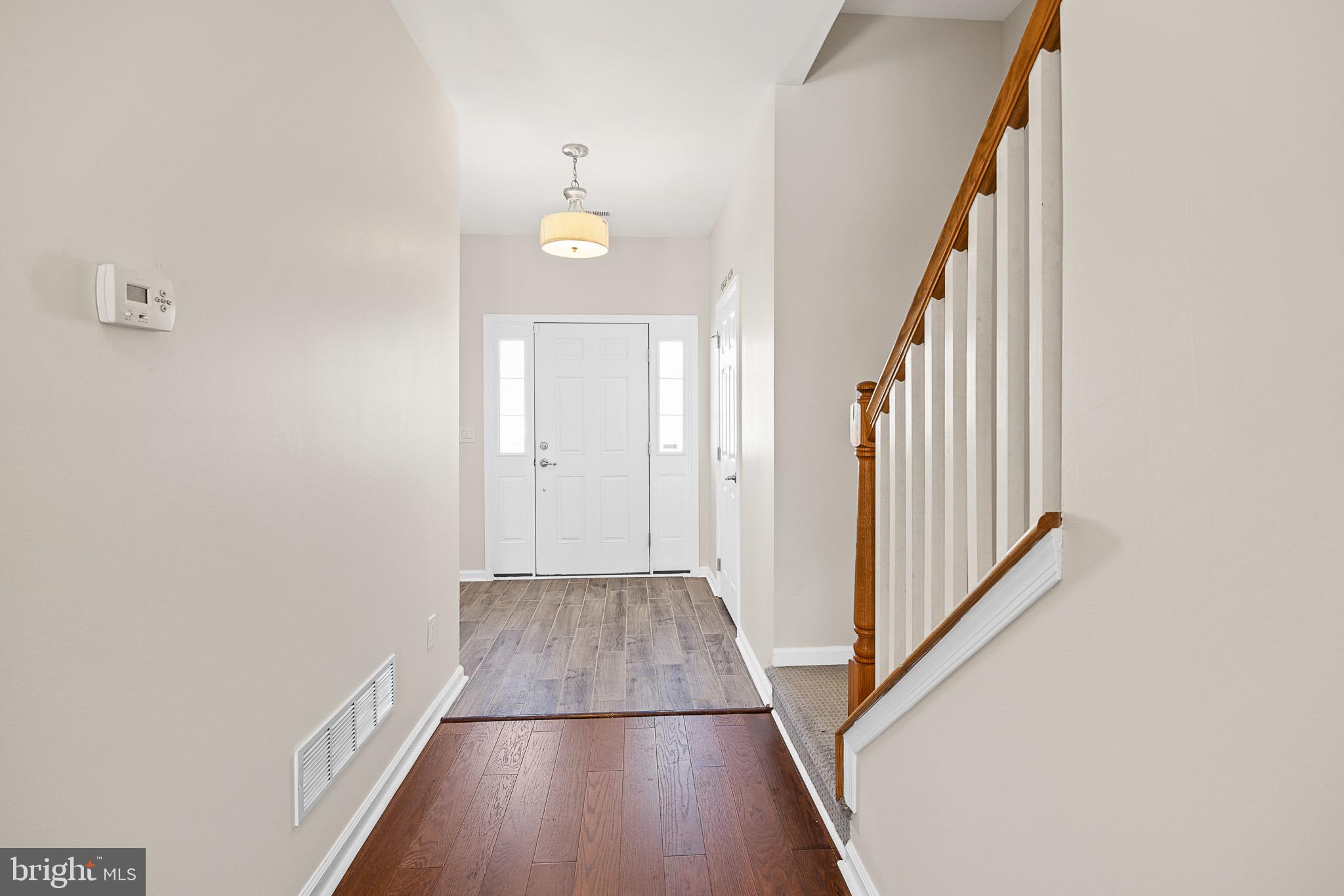 EAST FALLS - Residential