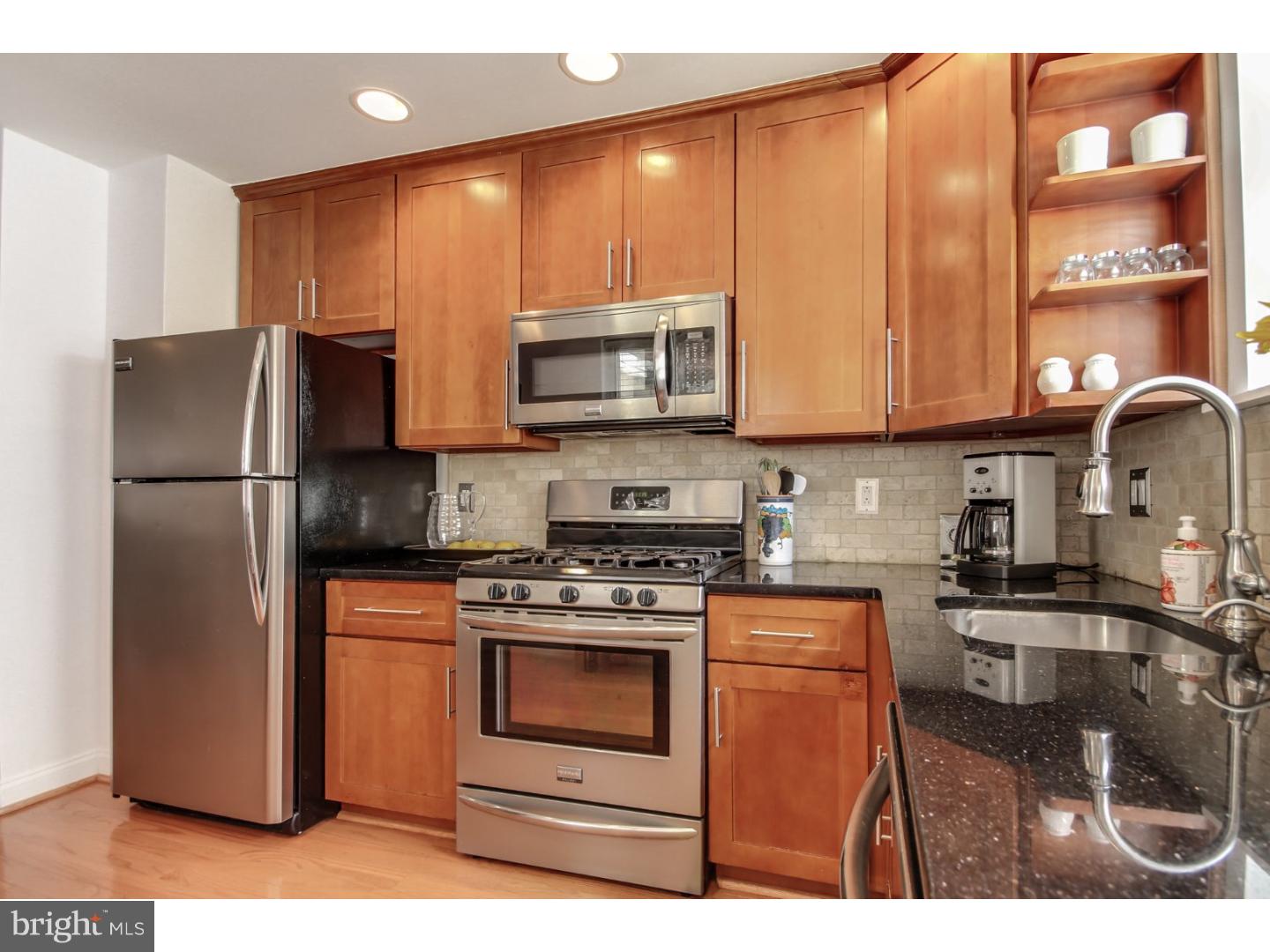 LOWER MOYAMENSING - Residential
