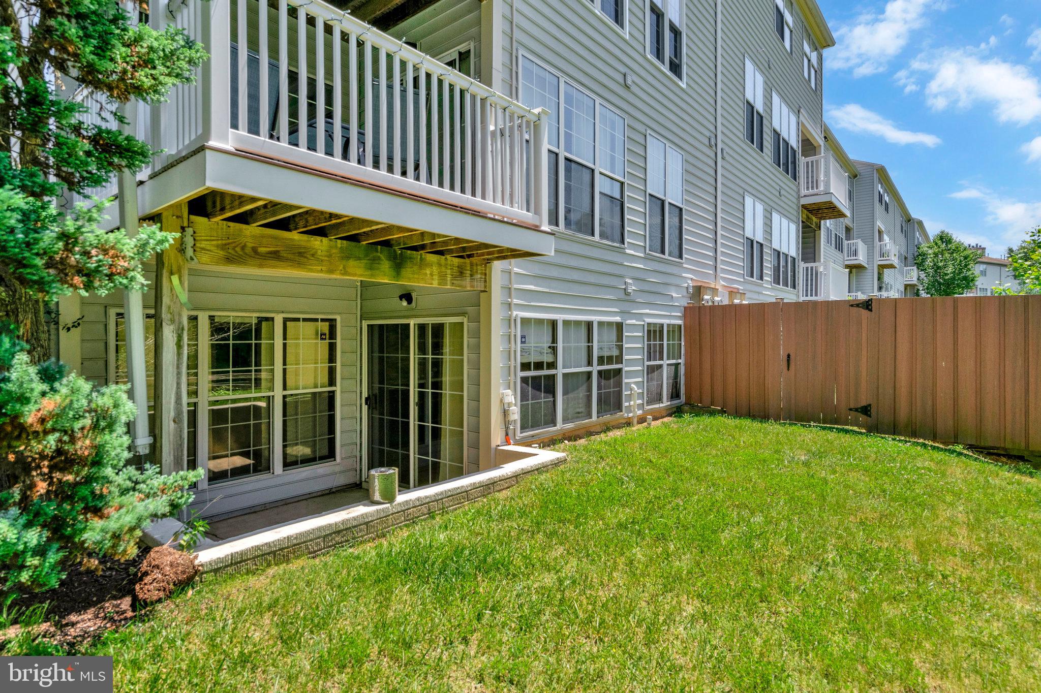GUNSTON CORNER - Residential Lease