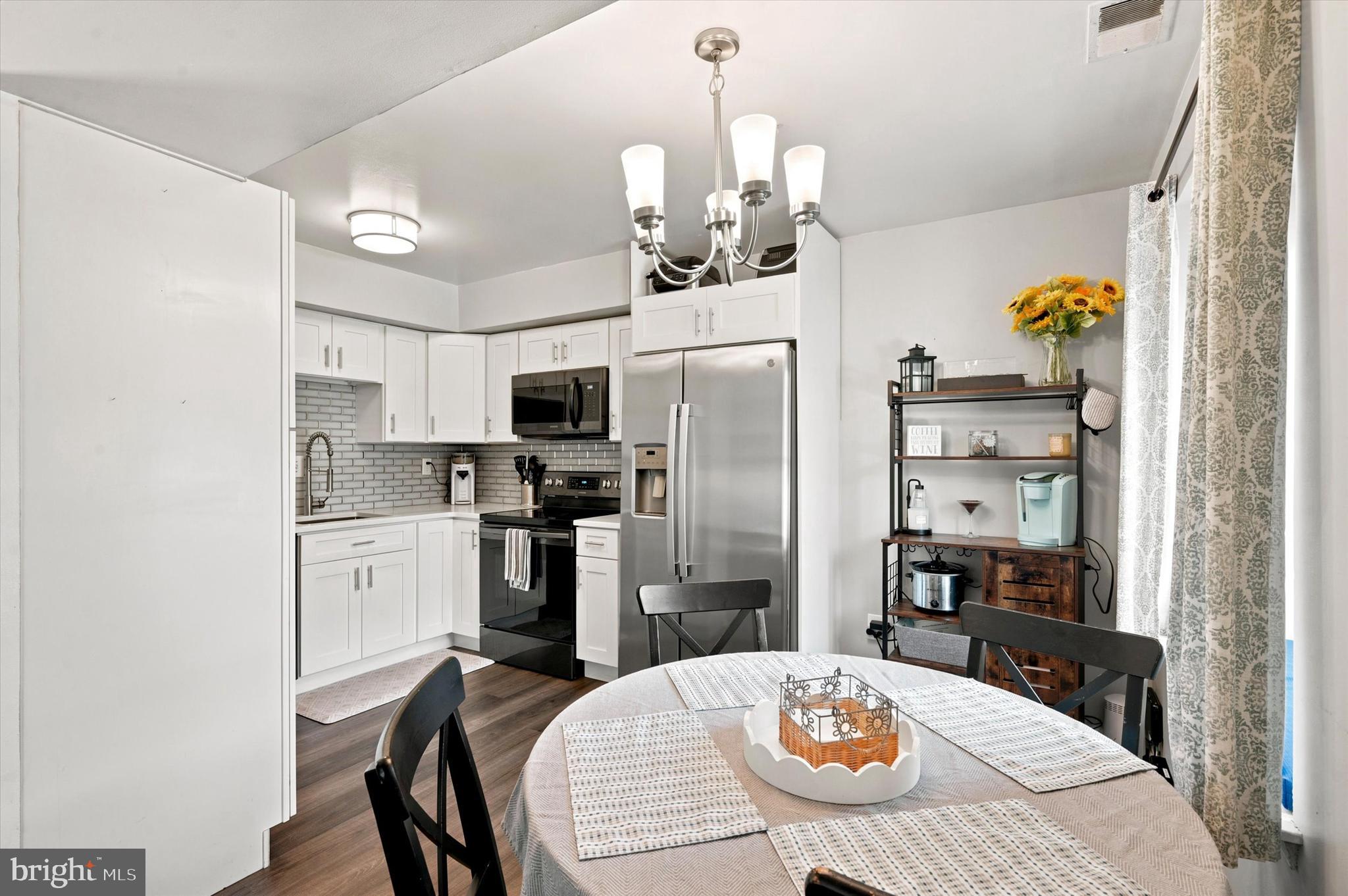 HILLTOP - Residential