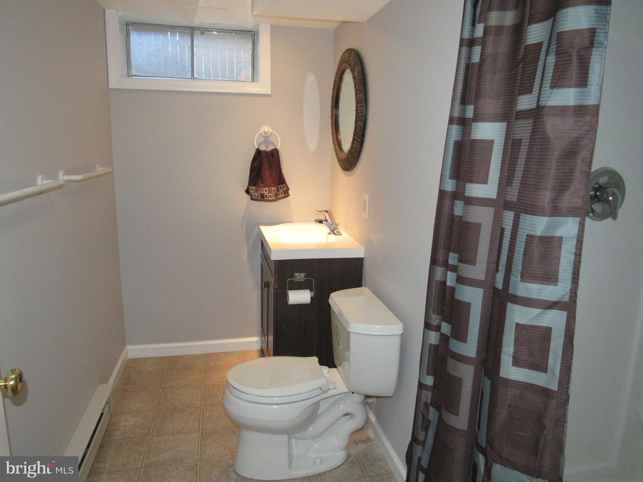 HUNTER CREST - Residential Lease