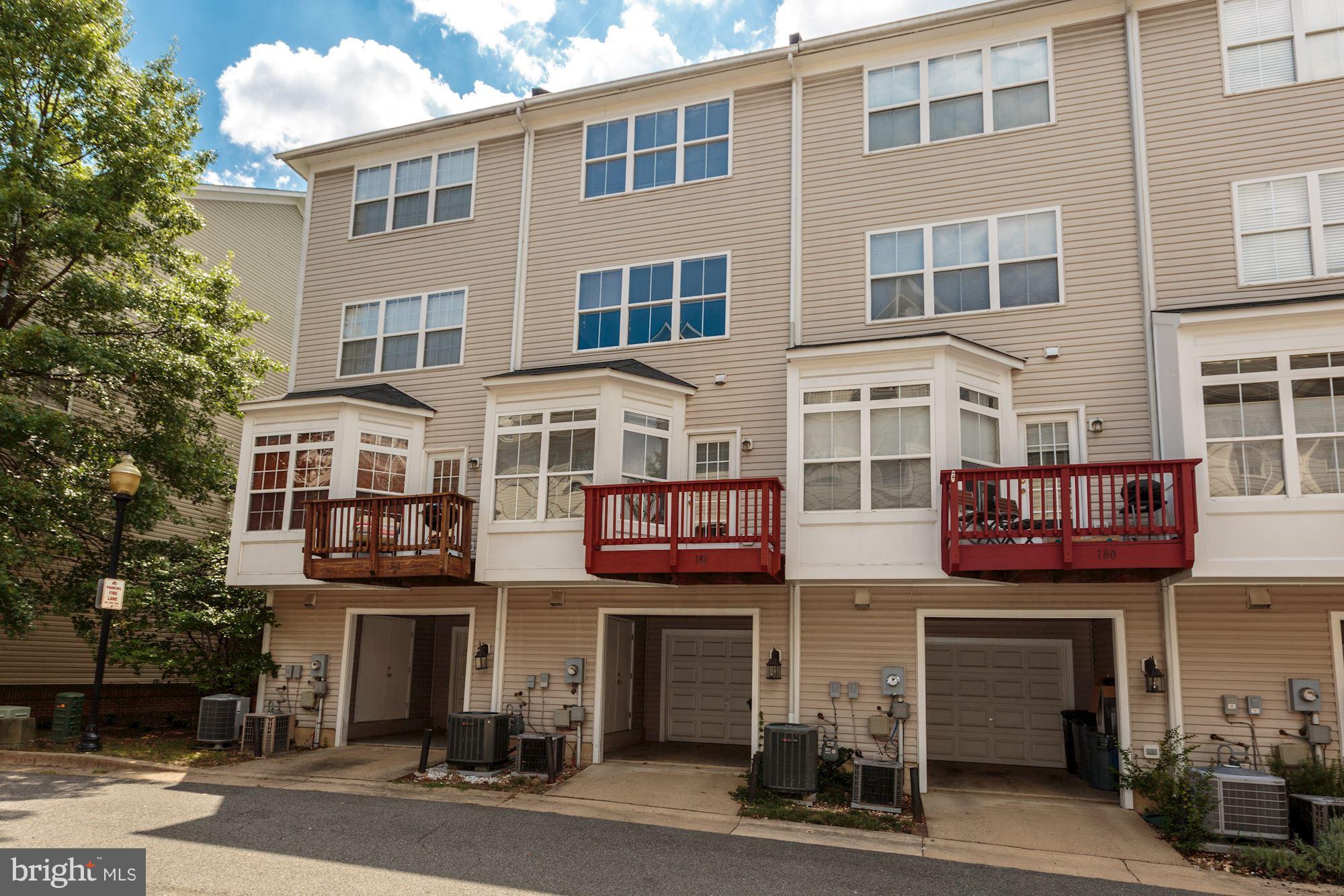 CAMERON STATION - Residential