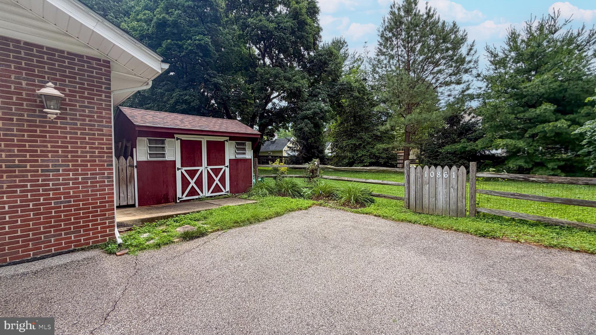 CEDAR ACRES - Residential