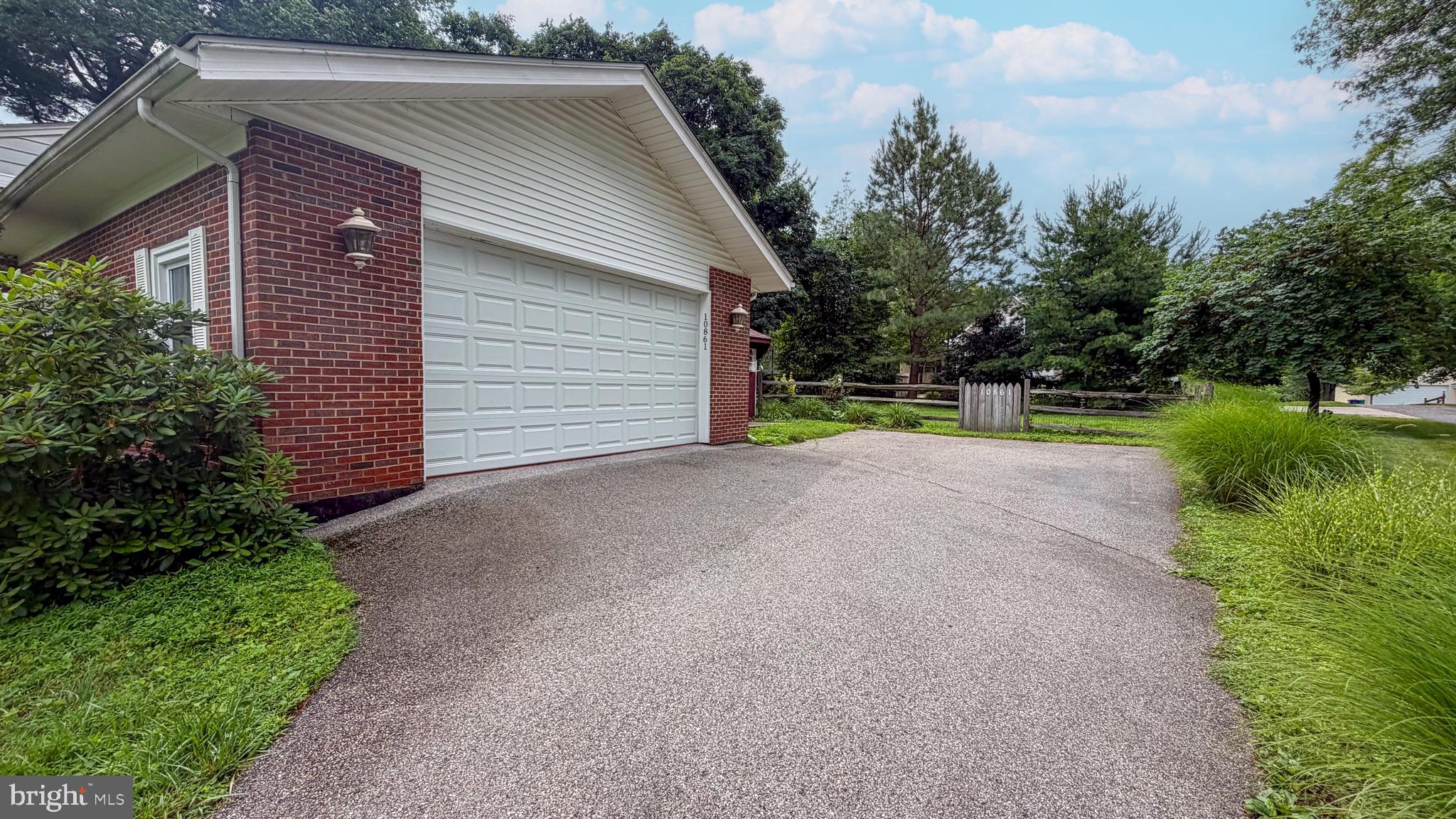 CEDAR ACRES - Residential