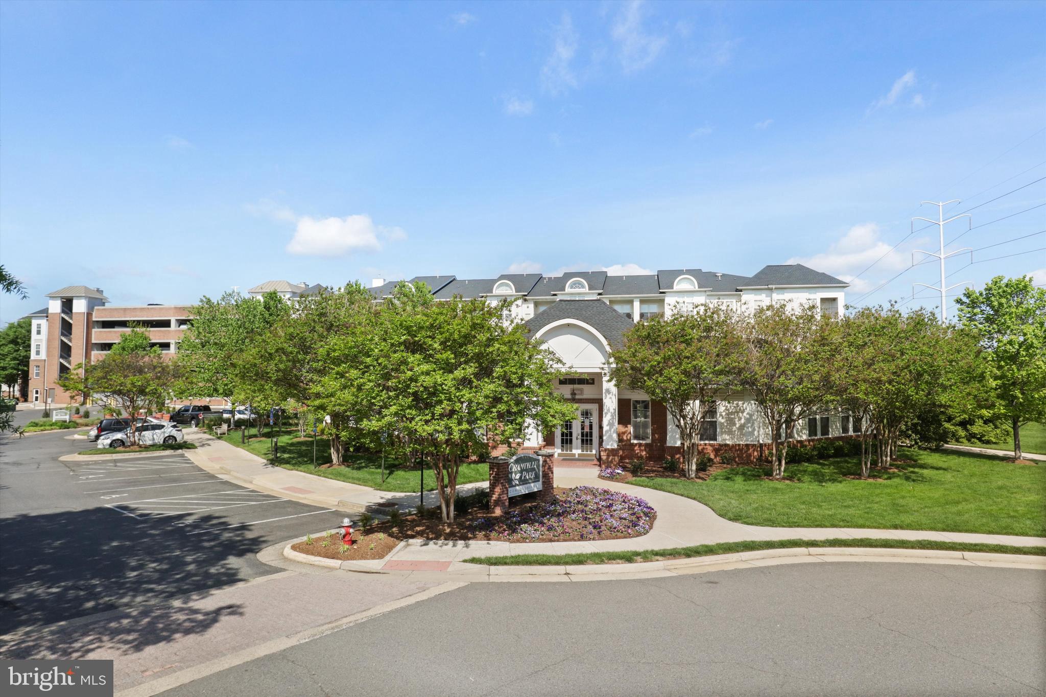 CHANTILLY PARK - Residential