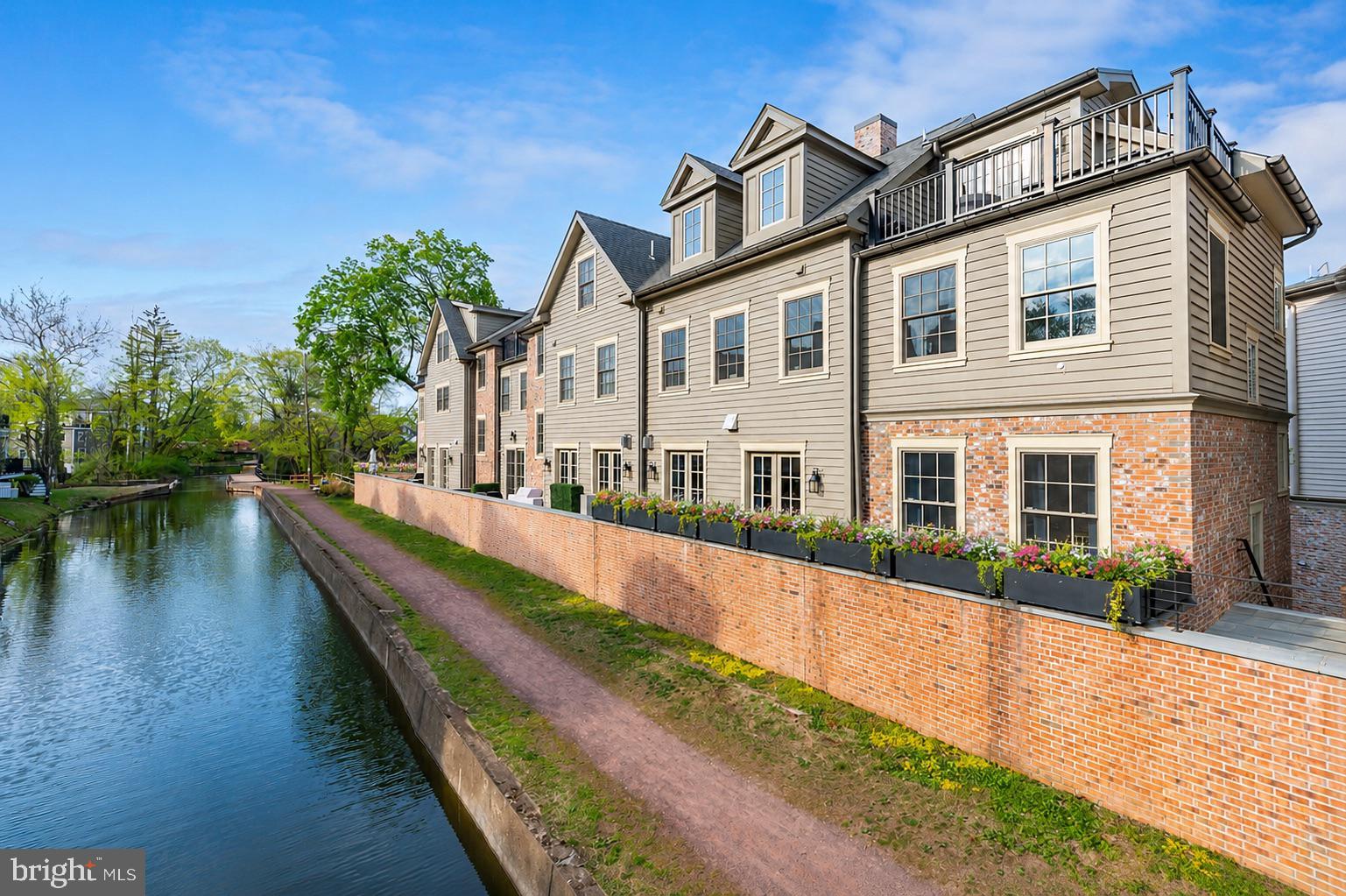 NEW HOPE - Residential