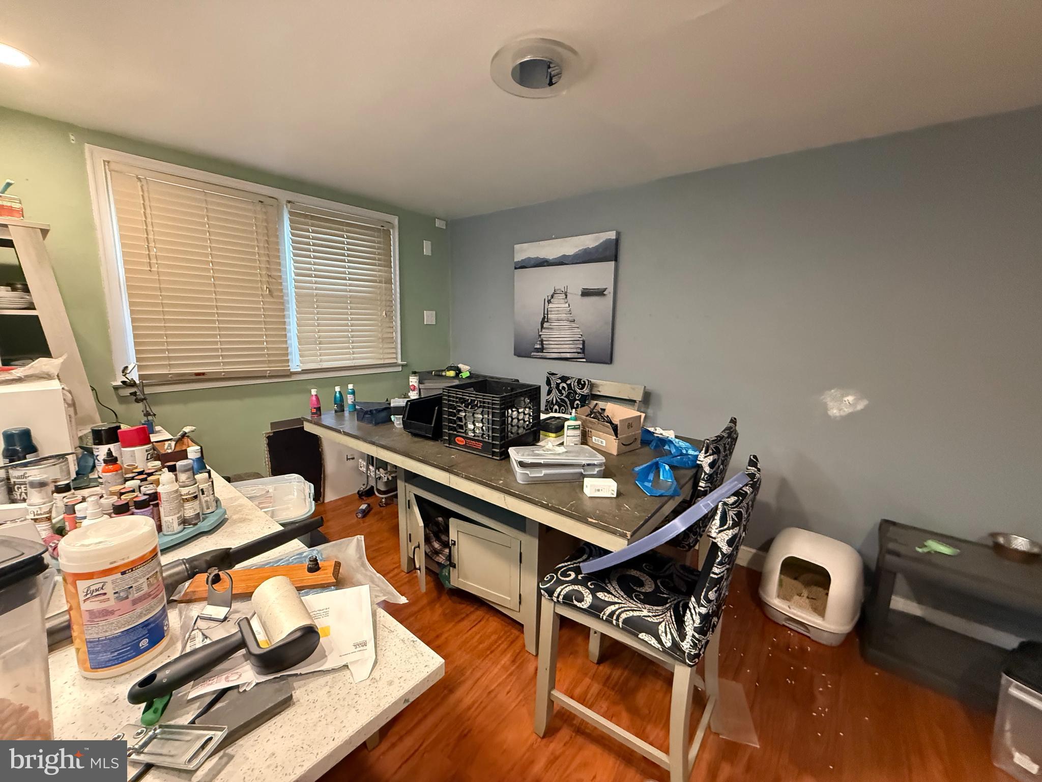 CLIFTON HEIGHTS - Residential Income