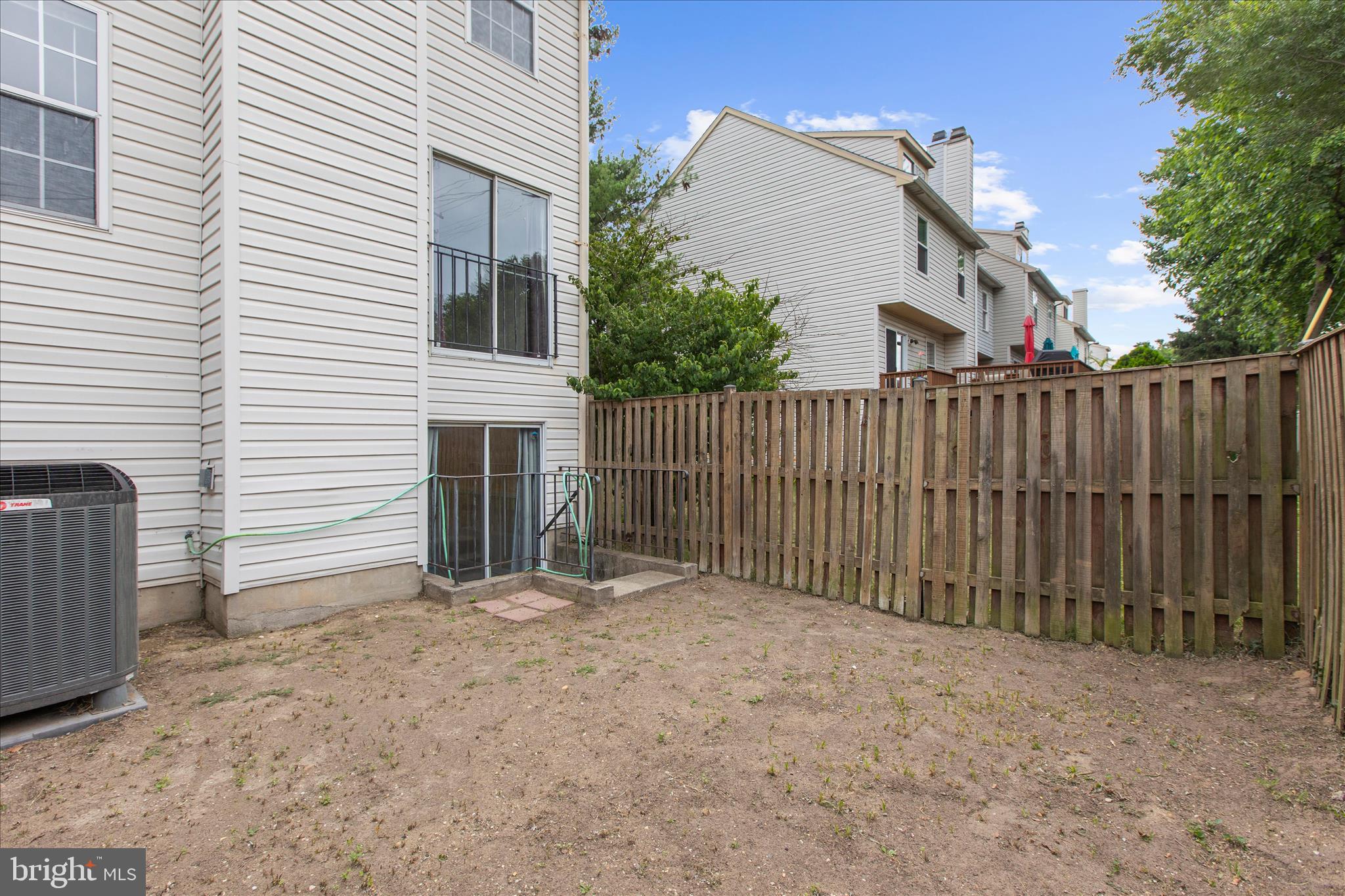 STONEY BEACH - Residential