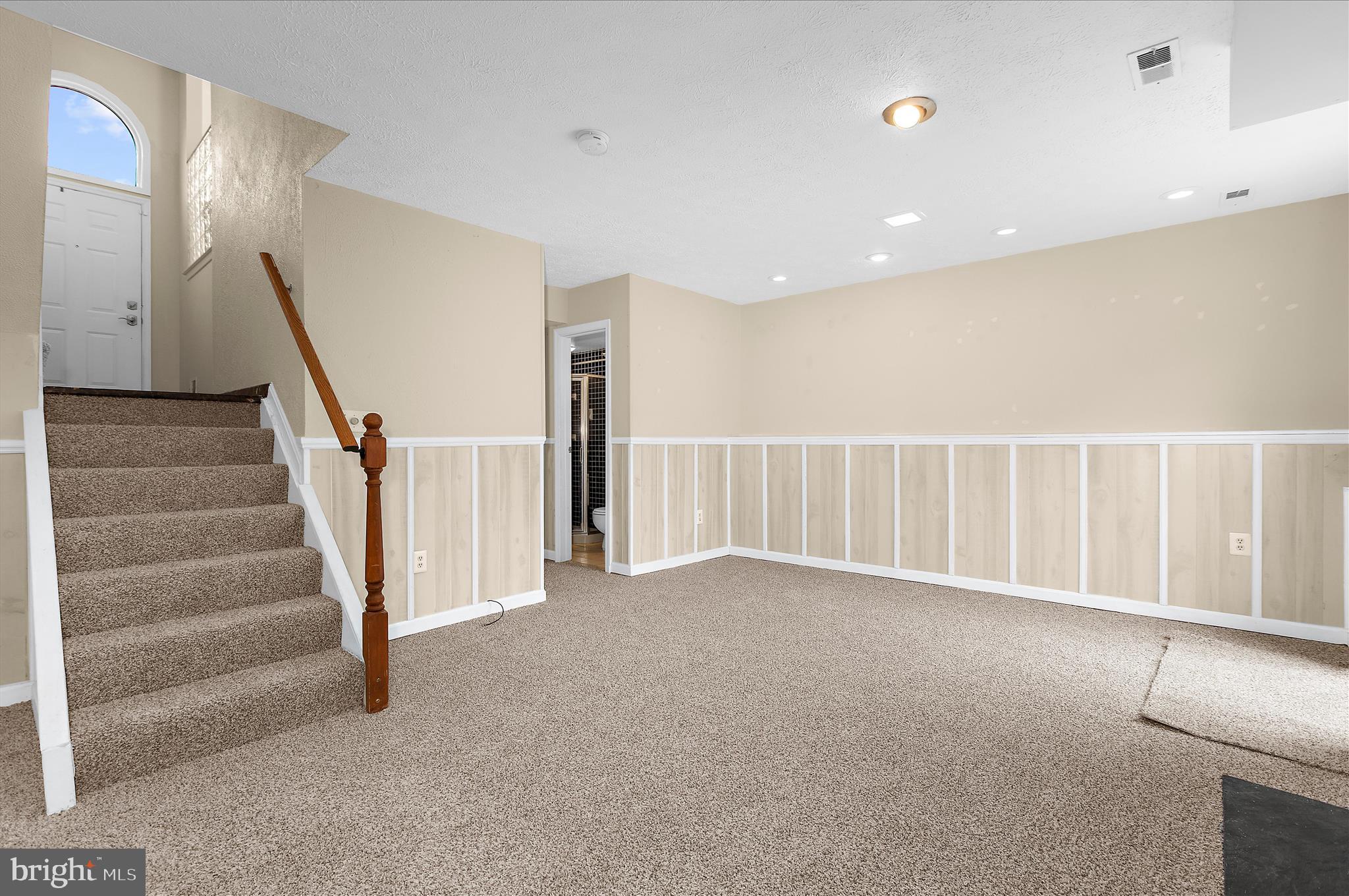 STONEY BEACH - Residential