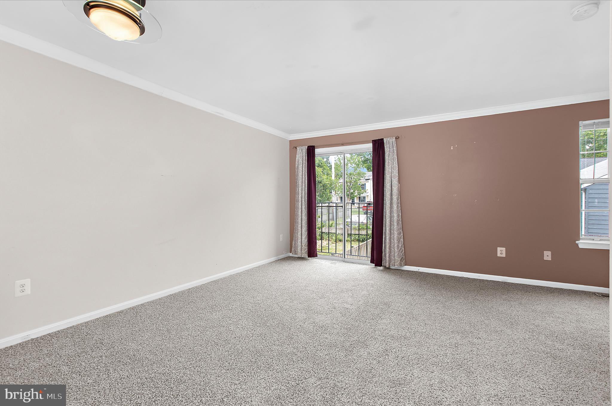 STONEY BEACH - Residential