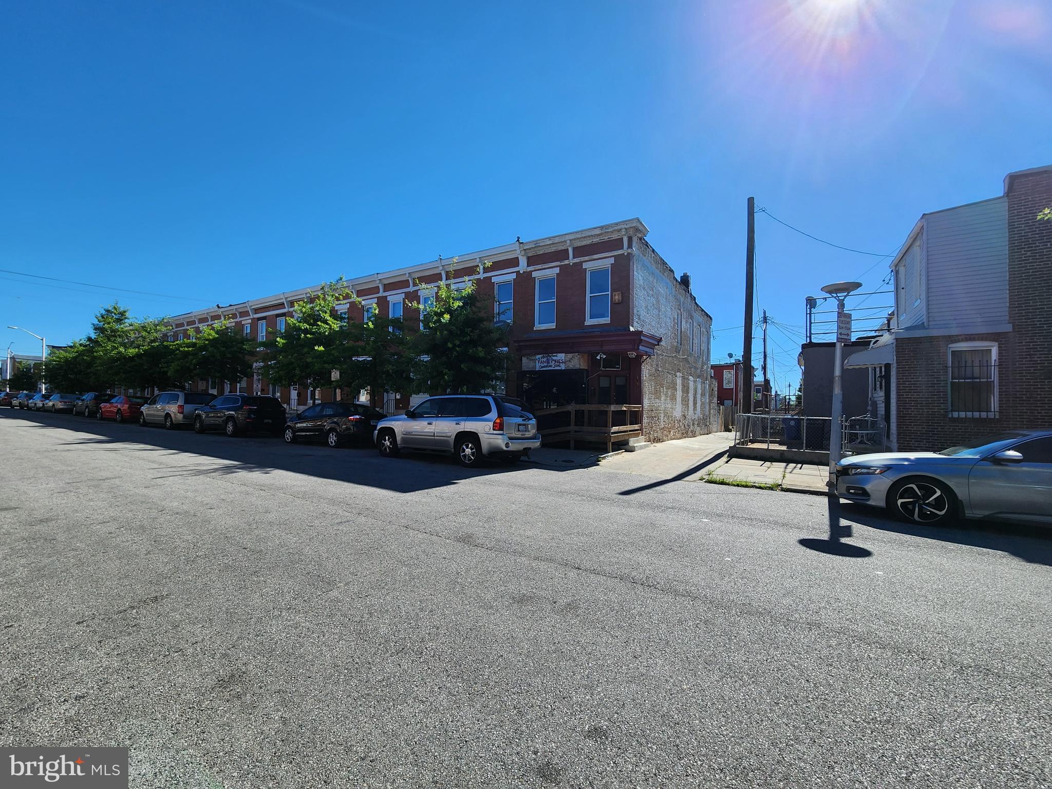 ONLINE AUCTION: This auction takes place on the Ashland Auction Group website bidding platform. Bidding begins 6/26/2026, 10:00 AM. Bidding ends 06/30/2026, 11:10 AM. The list price is the suggested opening bid. Deposit: $5,000.

This two-story end-unit townhouse is located in the Ellwood Park/Monument neighborhood by Baltimore City. Residents can enjoy the nearby attractions and facilities such as The Johns Hopkins Hospital and Patterson Park. The property is vacant. It is ideally situated near Orleans Street, a major Baltimore thoroughfare offering easy connectivity throughout the city and beyond.