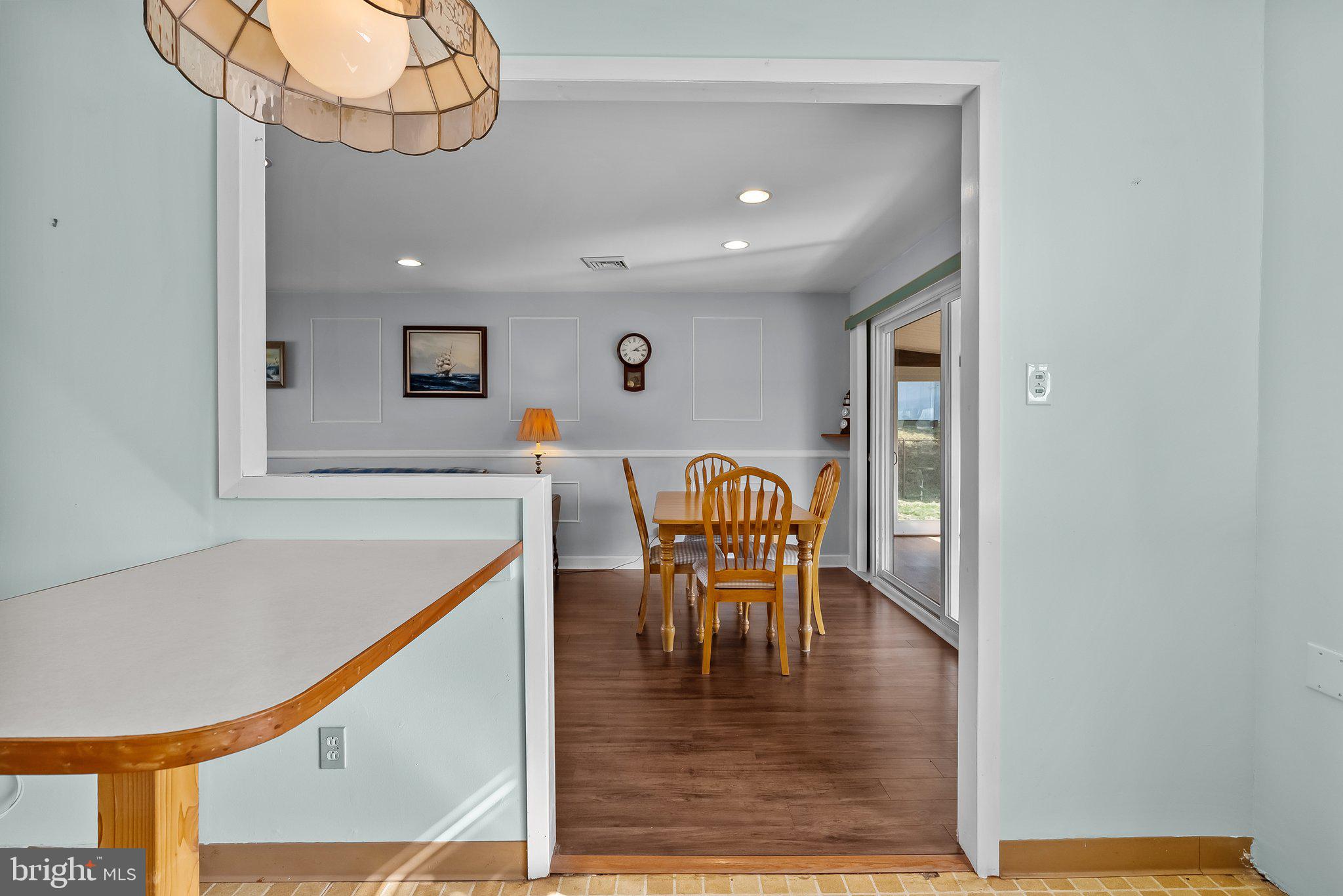 PINECREST - Residential