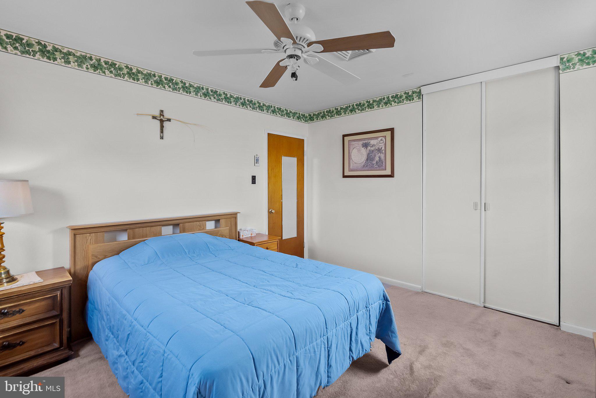 PINECREST - Residential