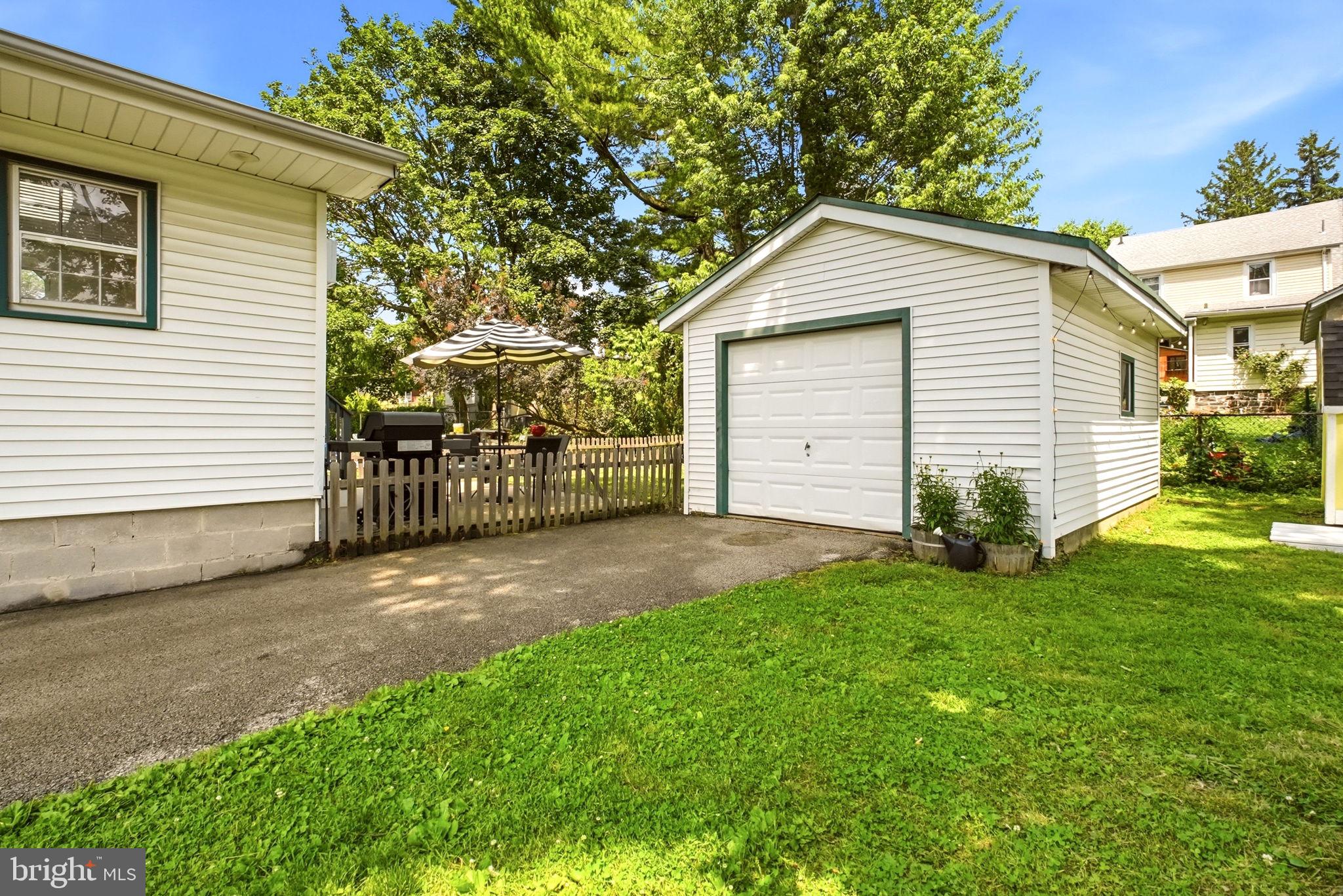 BROOKLINE - Residential
