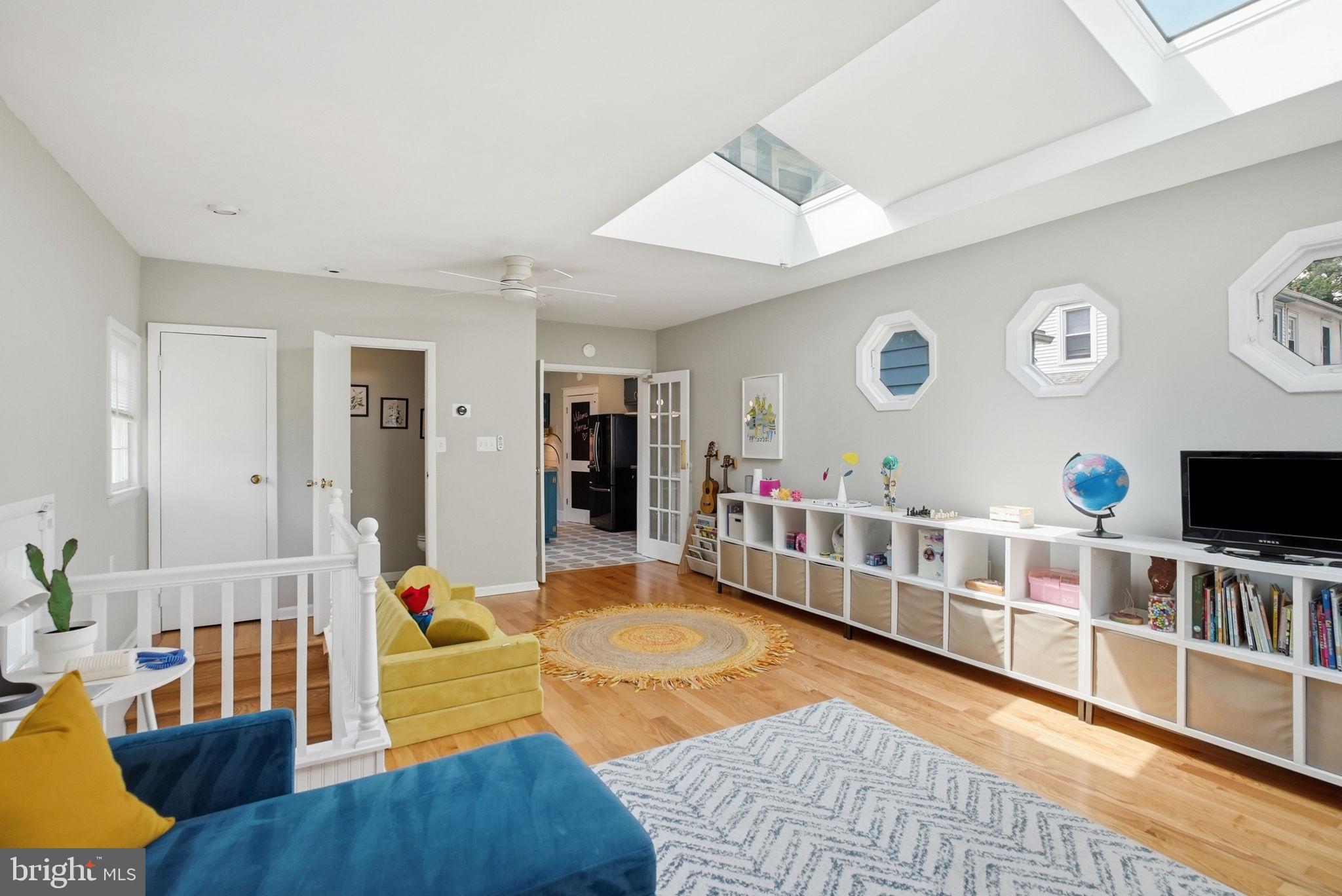 BROOKLINE - Residential